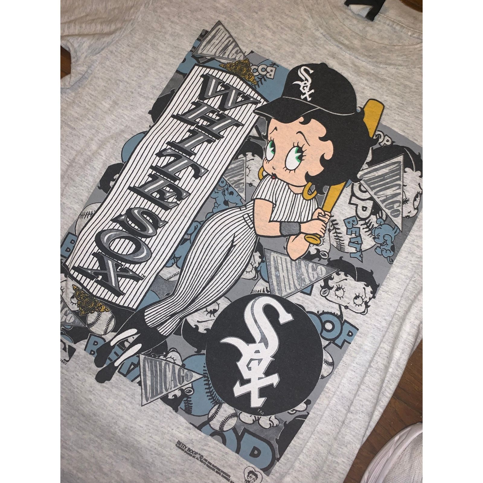 Changes × MLB × Vintage Vintage 1992 Betty Boop Chicago White Sox T-Shirt MLB Grey L Size US L / EU 52-54 / 3 - 1 Thumbnail