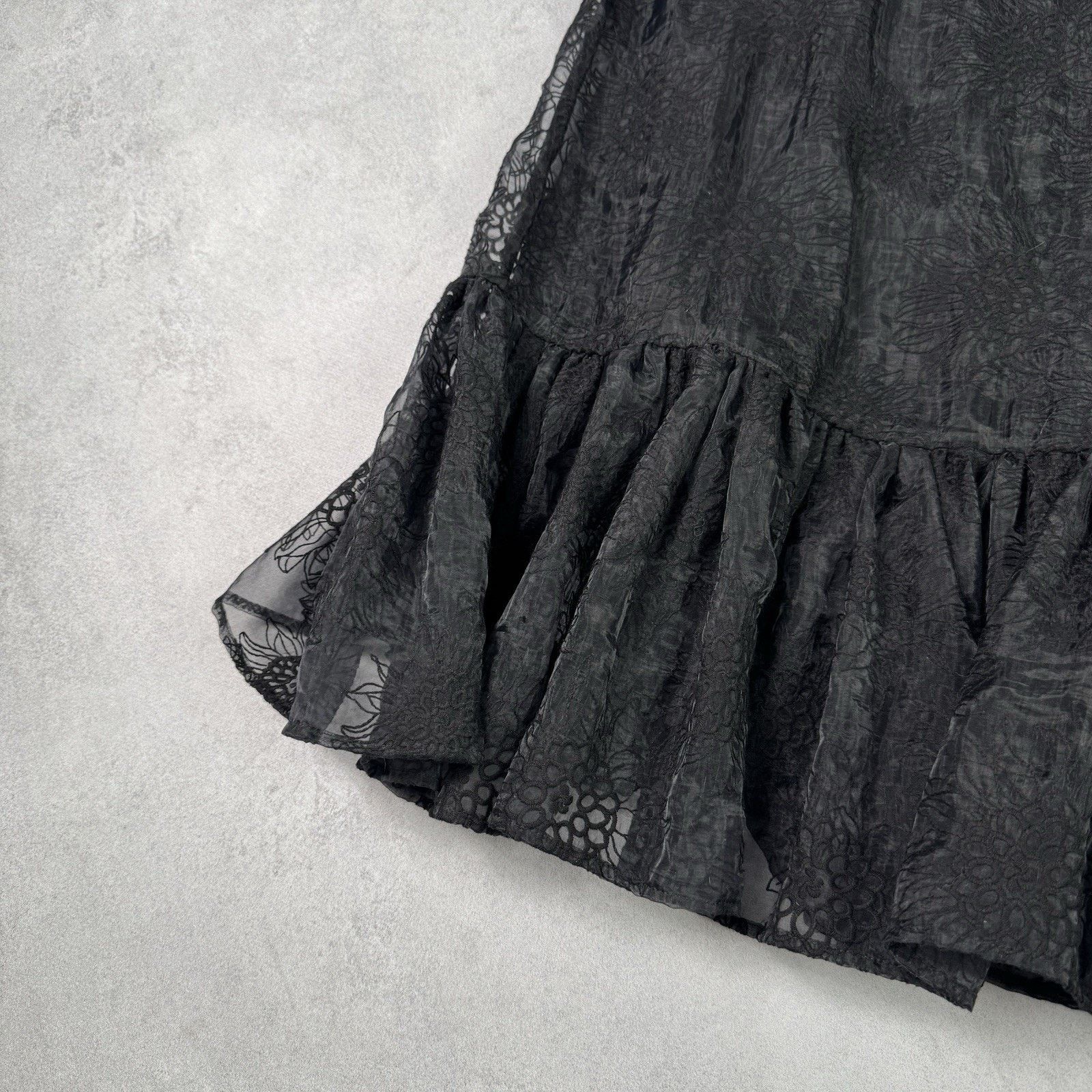 H&M H&M X SANDRA MANSOUR EMBROIDERED SKIRT "NWT" Size UK 10 Size 28" / US 6 / IT 42 - 7 Thumbnail