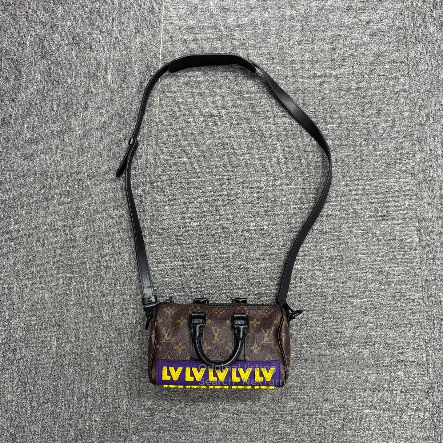 Louis Vuitton Louis Vuitton The stylish Keepall co-branded crossbody bag Size ONE SIZE - 1 Thumbnail