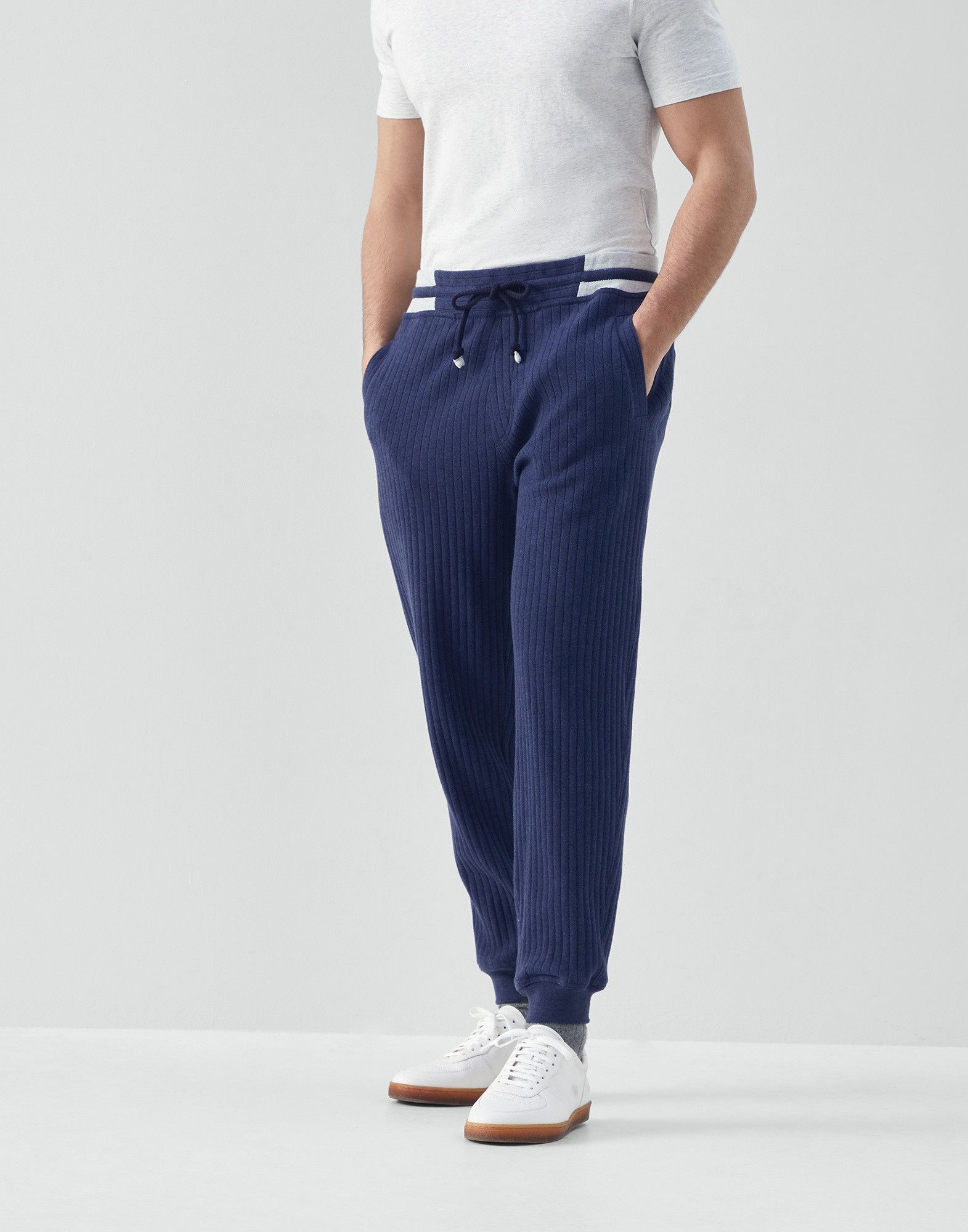 Brunello Cucinelli o1w1db10924 Pant in Blue Size US 36 / EU 52 - 1 Thumbnail