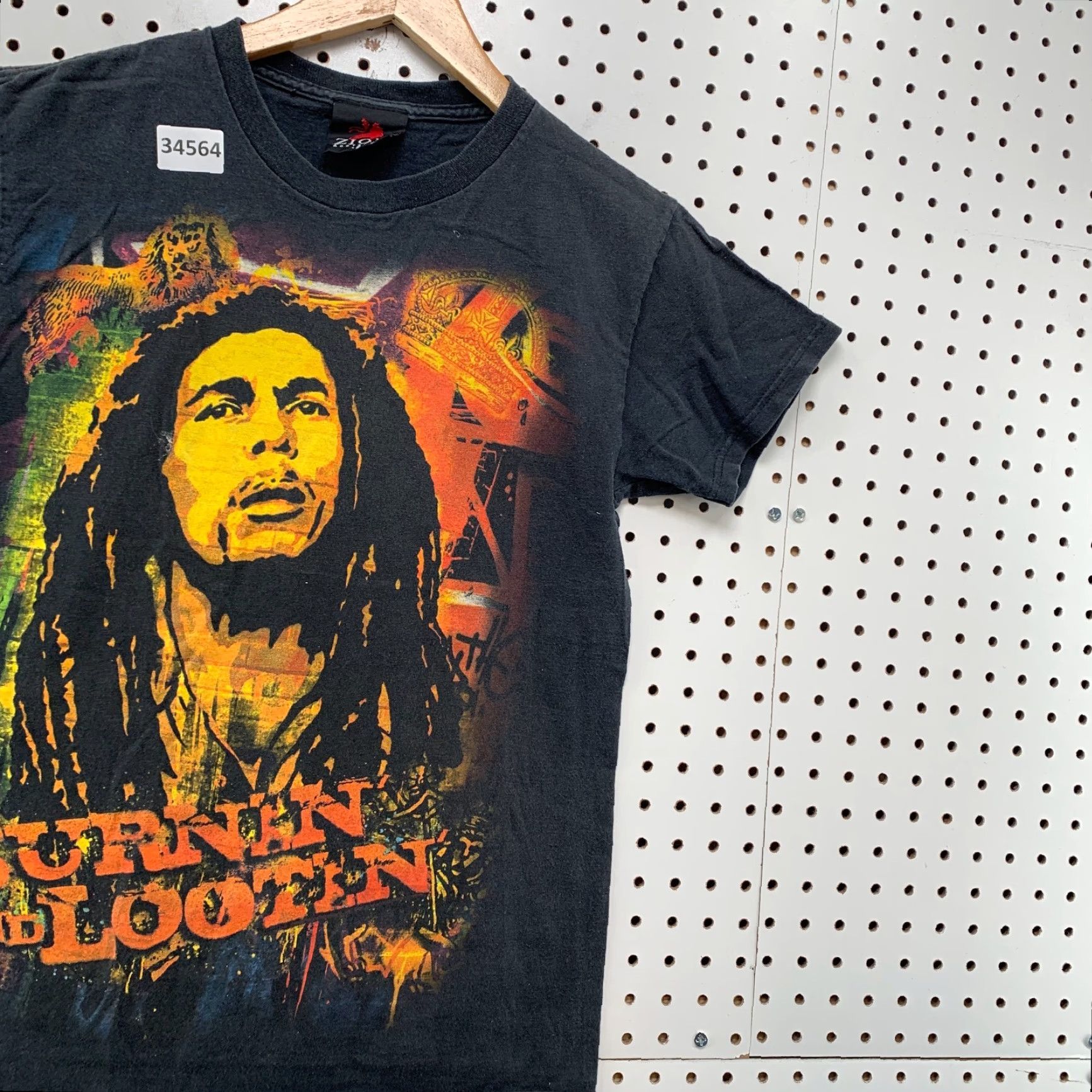 Vintage Vintage Bob Marley Shirt Mens Small Black Burnin And Lootin Short Sleeve 17x25.5 Size US S / EU 44-46 / 1 - 4 Thumbnail