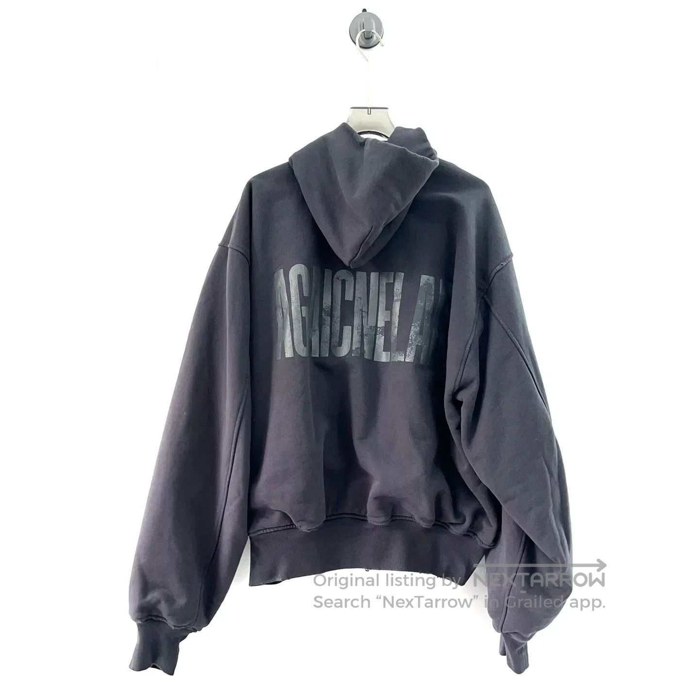 Balenciaga Balenciaga 24FW Reversed Logo Zip Hoodie. Size US S / EU 44-46 / 1 - 2 Thumbnail