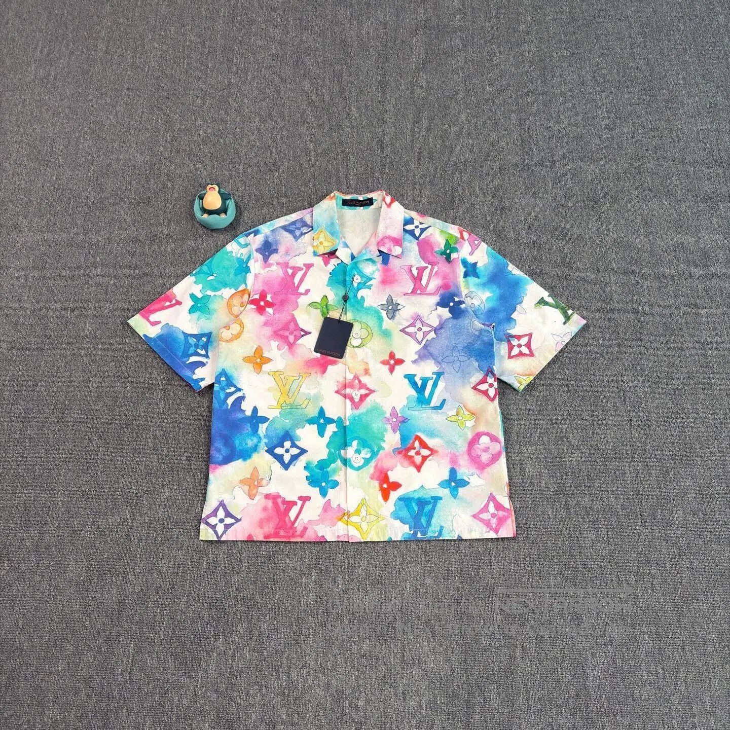 Louis Vuitton Multi Color Short Sleeve Button Up Shirt. Size US L / EU 52-54 / 3 - 1 Thumbnail