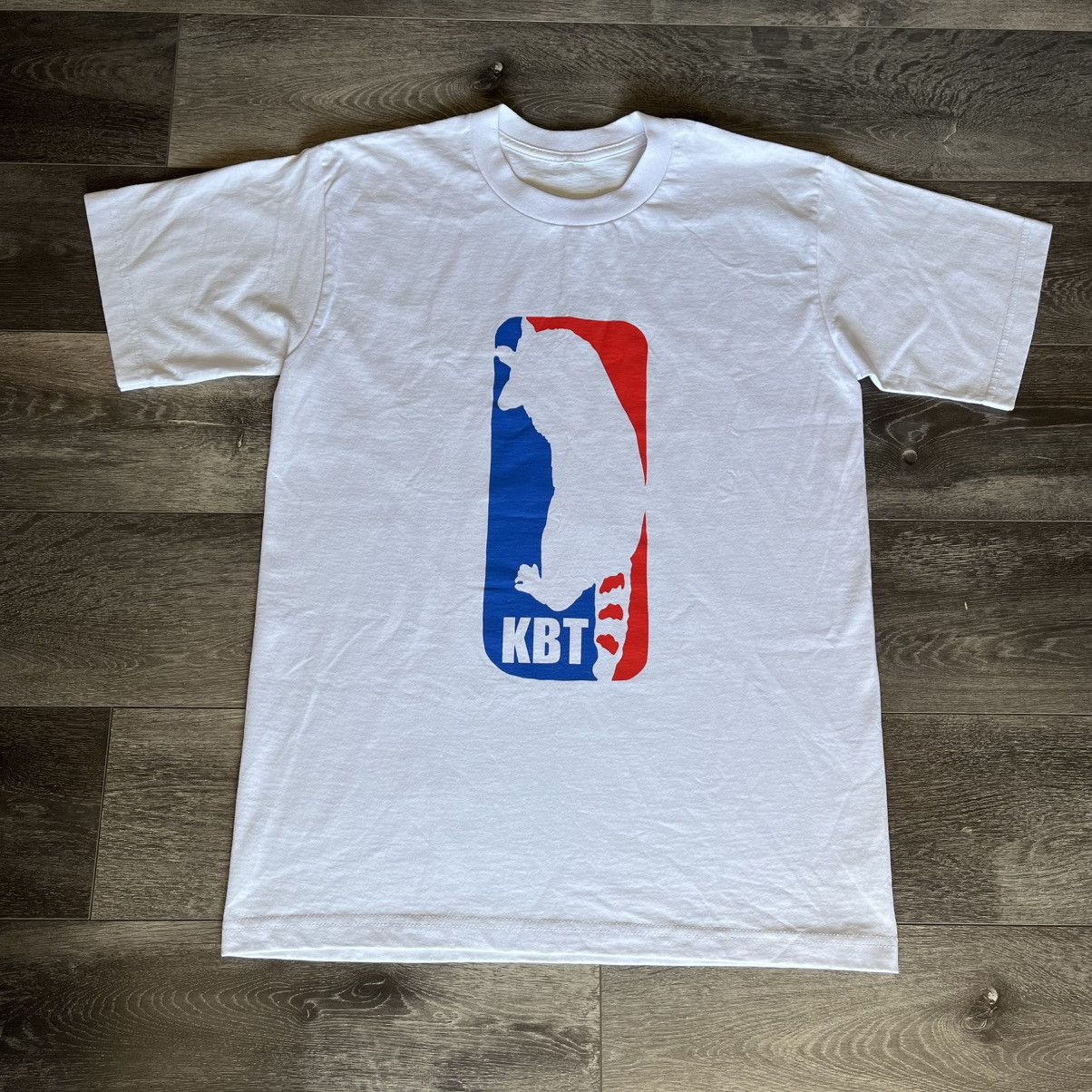 Kentucky Boy Tyler Kentucky Boy Tyler NBA KBT Raccoon Parody Logo Tee Shirt Size US M / EU 48-50 / 2 - 1 Thumbnail