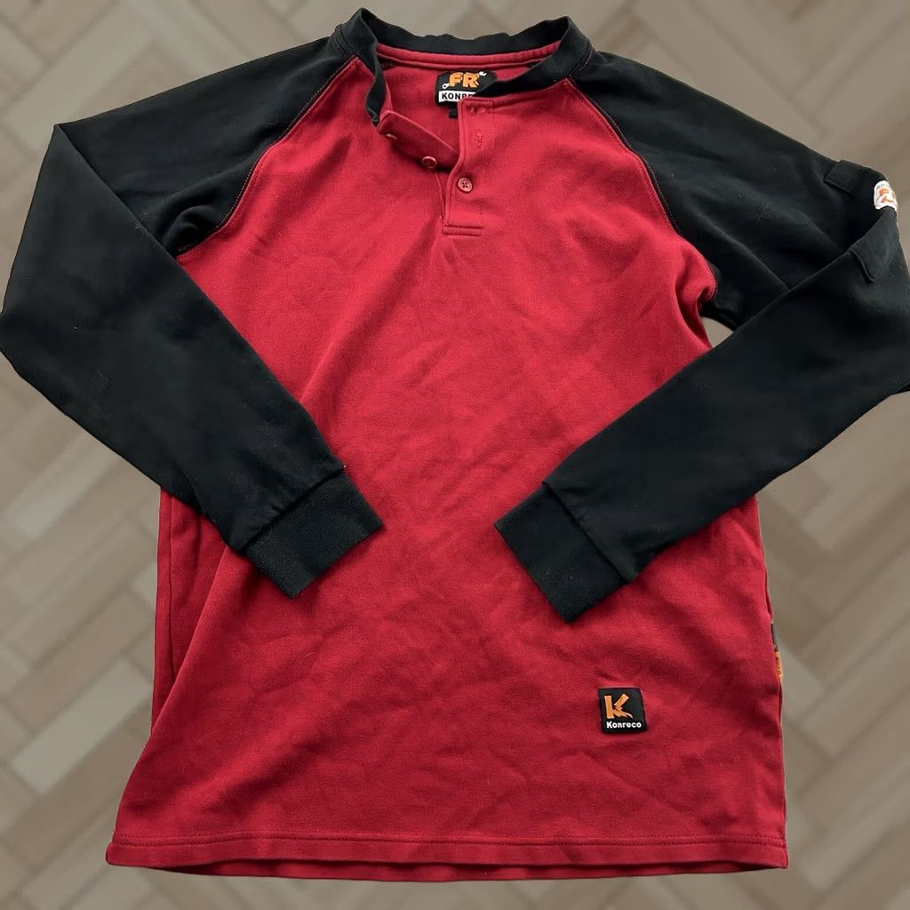 Vintage Konreco Fire Resistant Long Sleeve Button-Up Rugby Shirt Mens Small Red Black Size US S / EU 44-46 / 1 - 1 Thumbnail