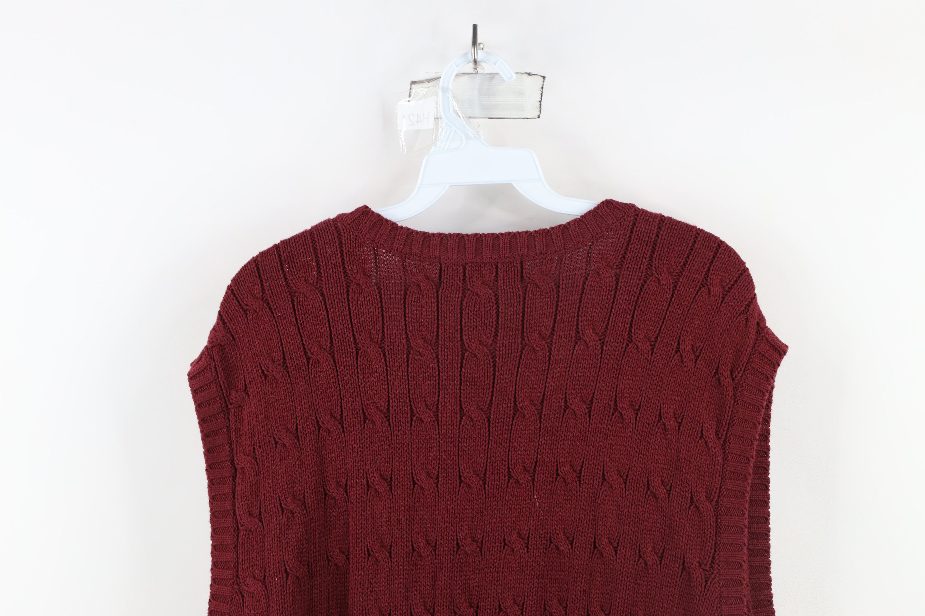 Vintage Deadstock Vintage 90s Streetwear Cable Knit Sweater Vest Red Size US XL / EU 56 / 4 - 8 Thumbnail