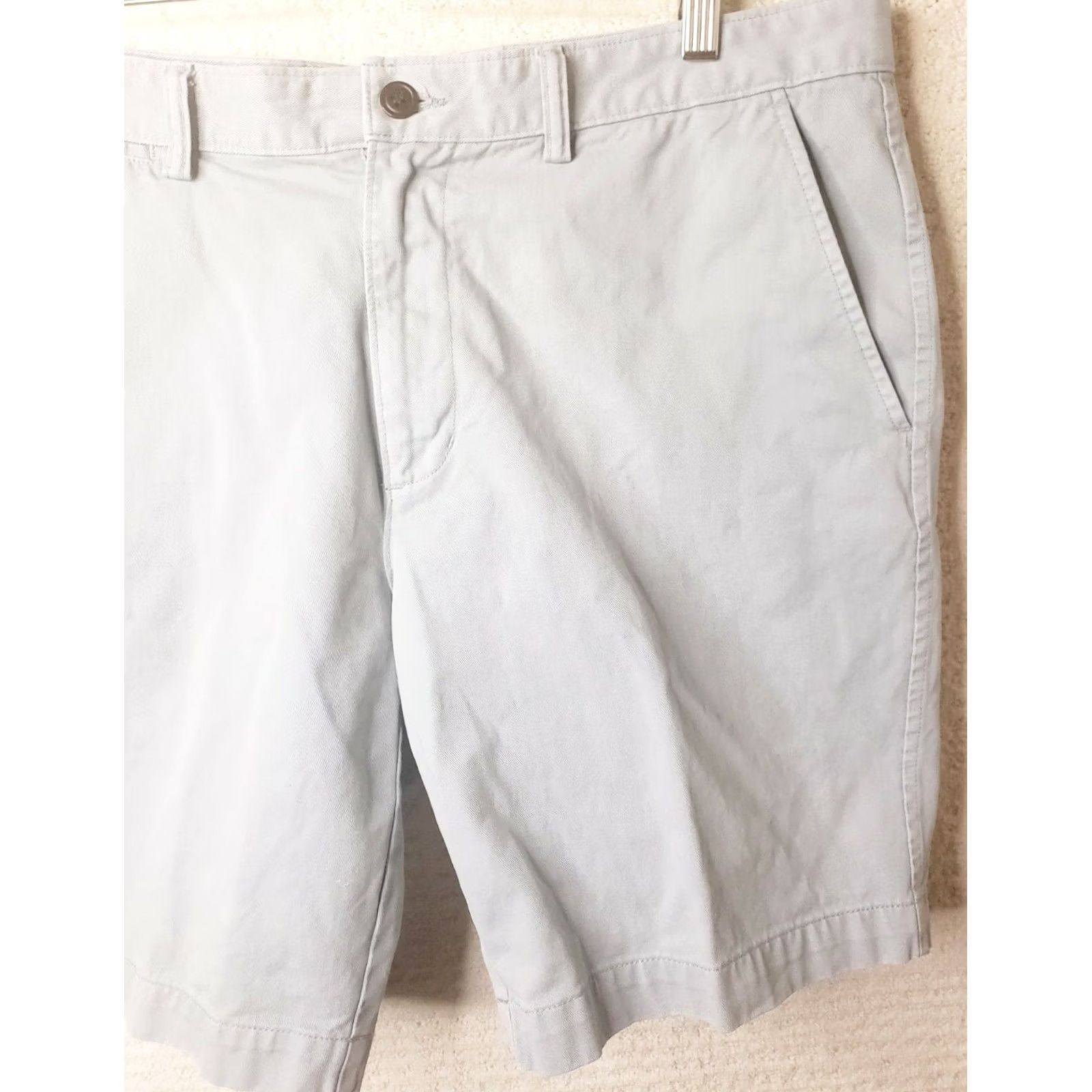 Lands' End Lands' End Men's Gray Flat Front Traditional Fit Casual Golf Shorts Size 37W X 9L Size US 37 - 3 Thumbnail