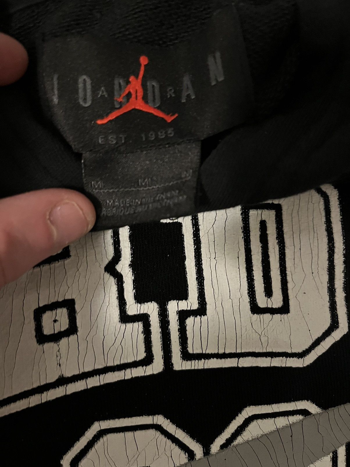 Jordan Brand Jordan hoodie cracked university logo (black) Size US M / EU 48-50 / 2 - 2 Thumbnail