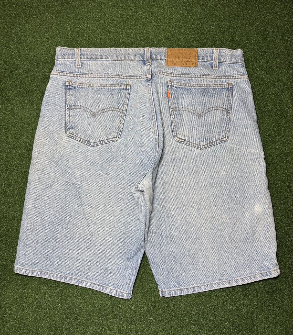 Levi's Vintage Clothing Vtg 90s Levi’s 550 Jorts Relaxed Light Wash Denim Shorts Size US 38 / EU 54 - 1 Thumbnail