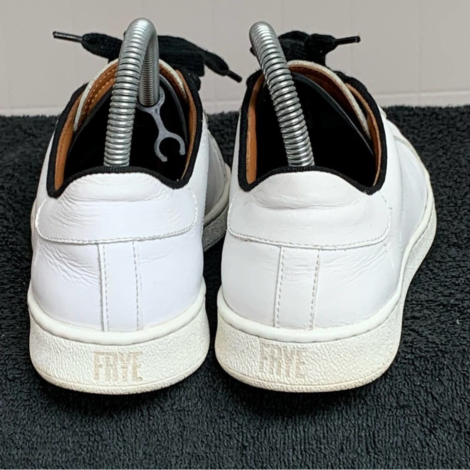 Frye FRYE ALEXIS LEATHER LOW TOO SHOES WHITE BLACK SIZE 5.5 ITALY Size US 5.5 / IT 35.5 - 6 Thumbnail