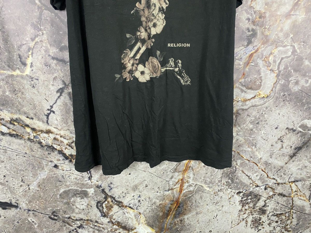 Japanese Brand × Vintage Men’s Religion T-Shirt Streetwear Vintage Size XXL Size US XXL / EU 58 / 5 - 3 Thumbnail