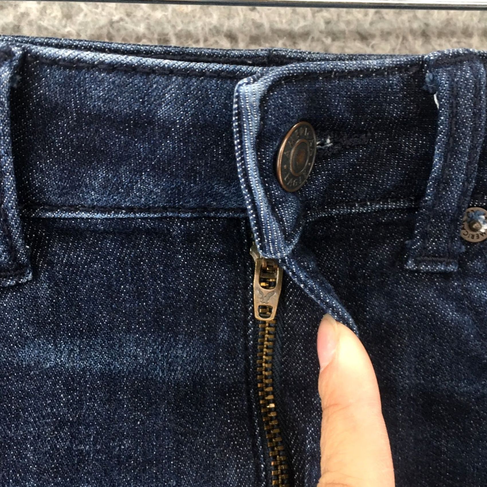 American Eagle Outfitters American Eagle Outfitters Shortie Cut Off Shorts Womens 4 Blue 5 Pockets Size 27" / US 4 / IT 40 - 3 Thumbnail