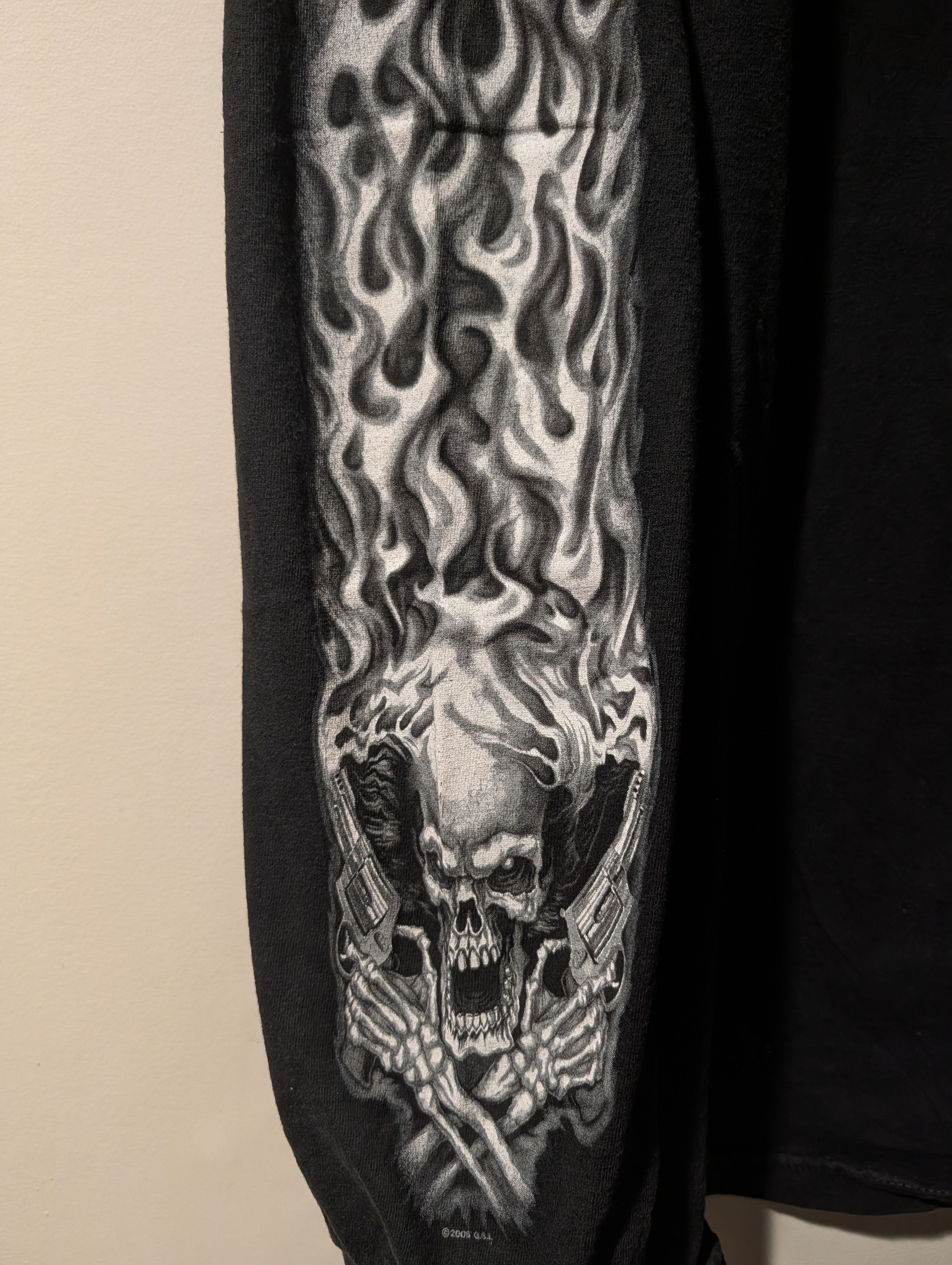Harley Davidson Hot Leathers Dual Skull Flames Graphic Long Sleeve T-Shirt Size US XXL / EU 58 / 5 - 4 Thumbnail