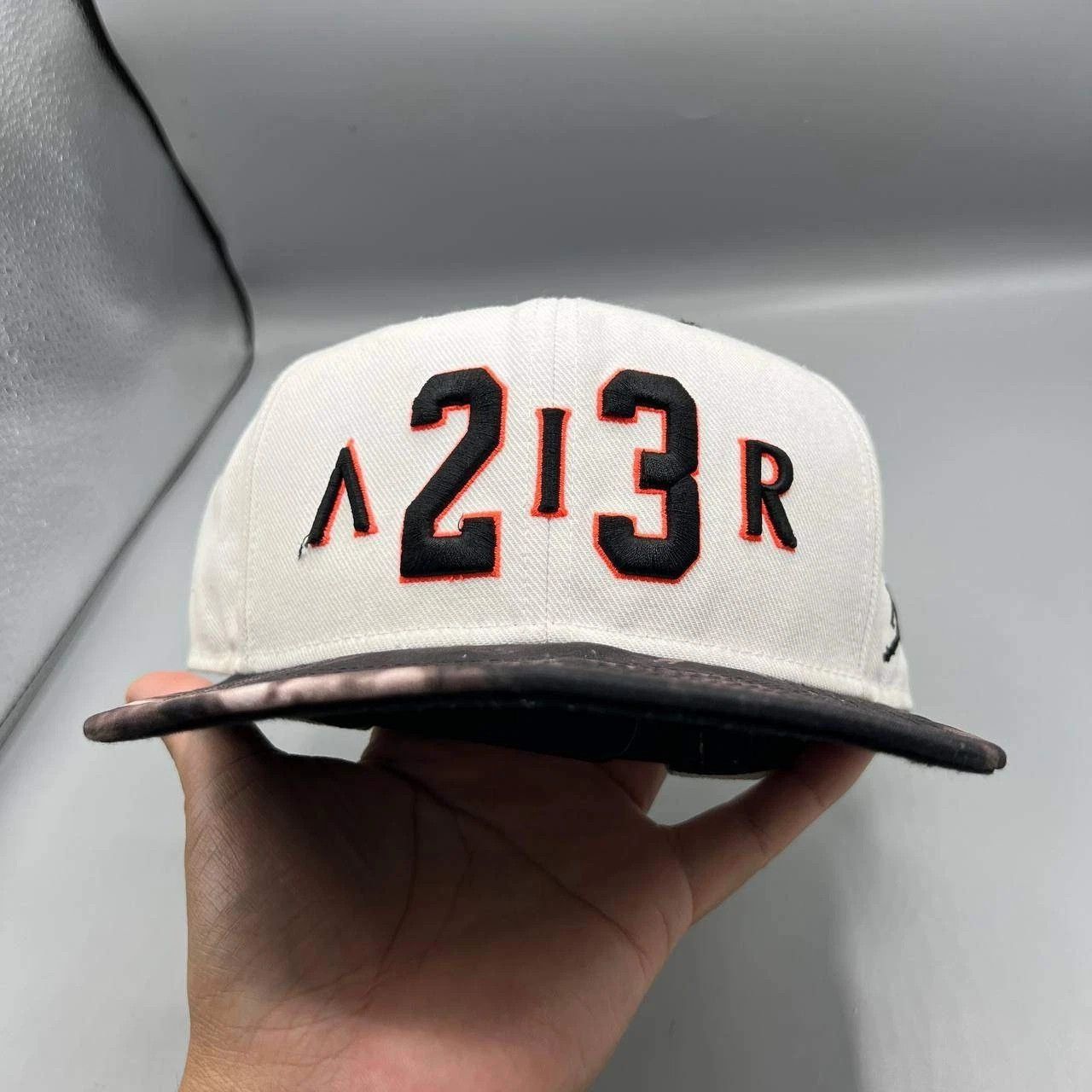 Jordan Brand Air Jordan 23 Hat Men Embroidered Jumpman Snap Back Cap Size ONE SIZE - 8 Thumbnail