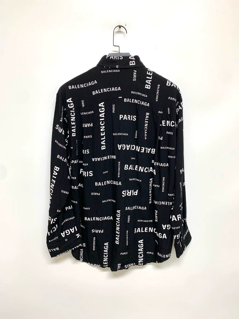 Balenciaga Balenciaga size 34 Bullet screen full of shirts Size US XS / EU 42 / 0 - 2 Thumbnail