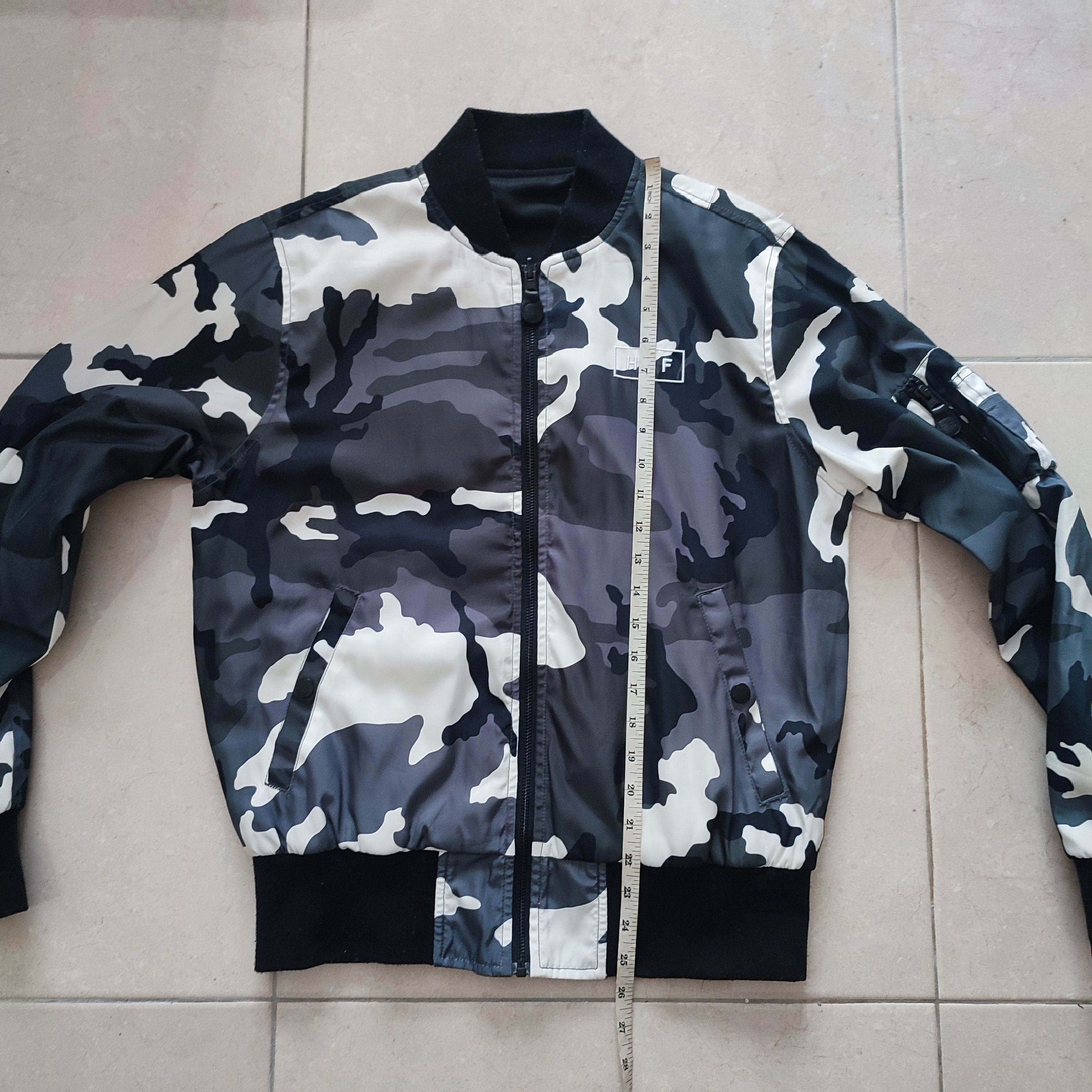 Designer × Huf 🔥STEALS🔥Very Rare HUF Camo Reversible MA-1 Bomber Jacket Size US S / EU 44-46 / 1 - 10 Thumbnail