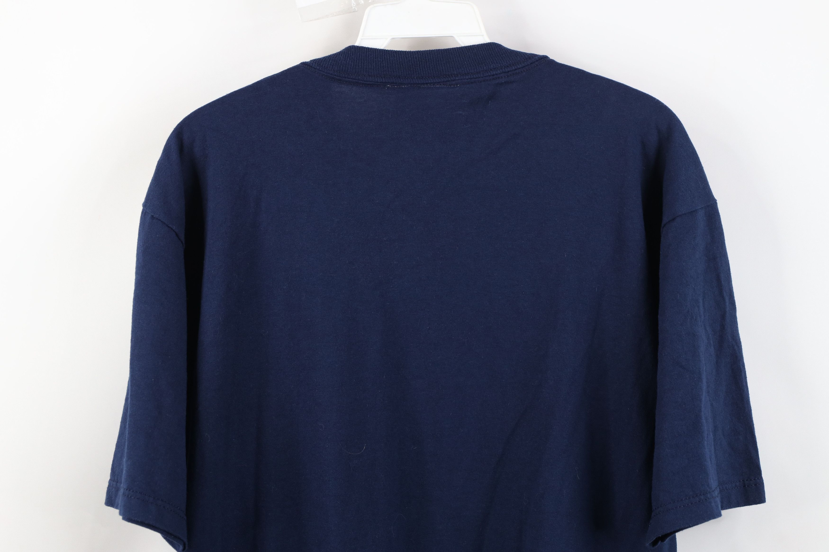 Vintage Vintage 90s Streetwear Flower Honey Bee T-Shirt Blue USA Size L / US 10 / IT 46 - 11 Thumbnail