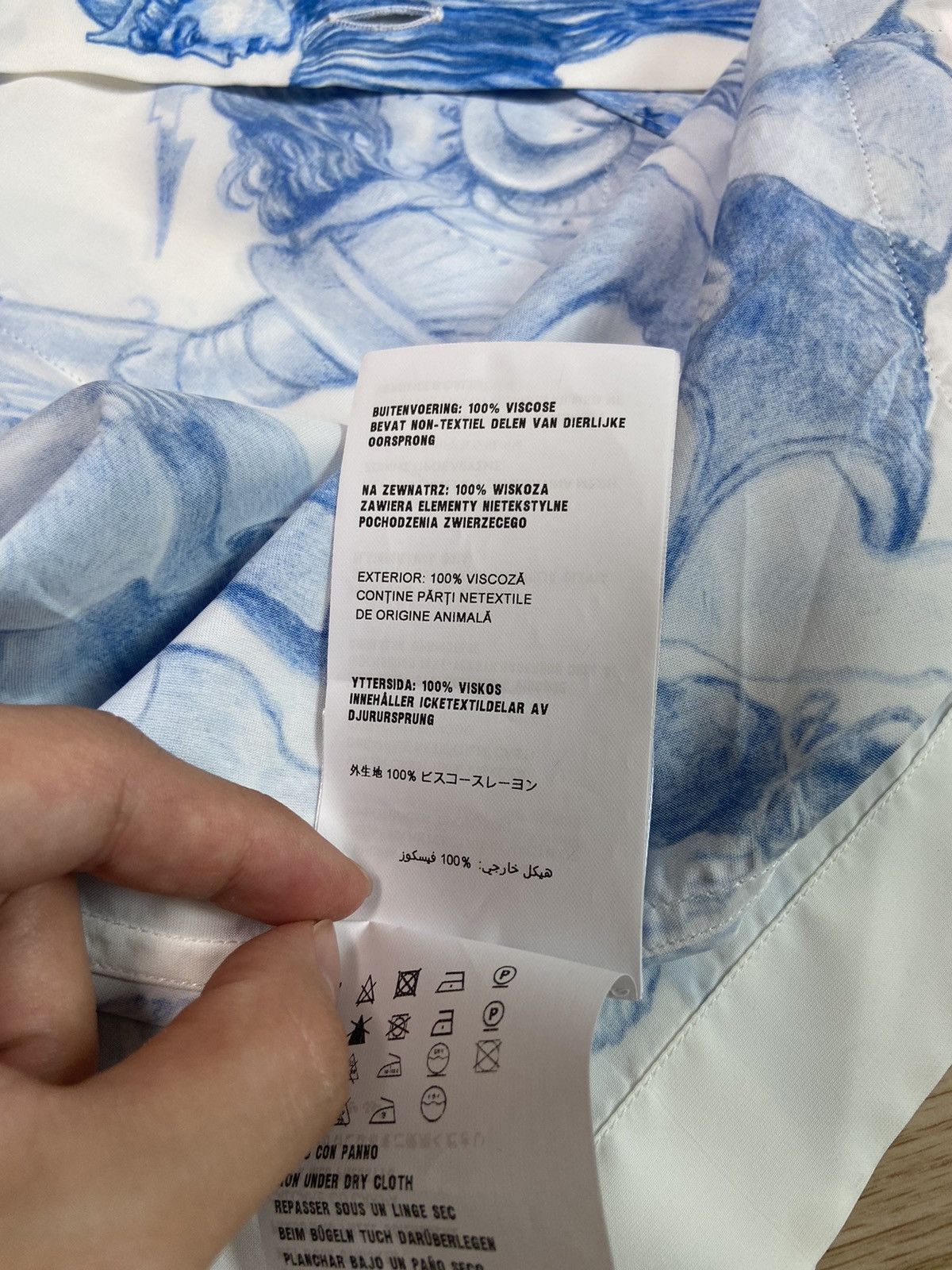 Prada S PRADA FW16 Christophe chemin Important ones viscose Shirt Size US S / EU 44-46 / 1 - 11 Thumbnail