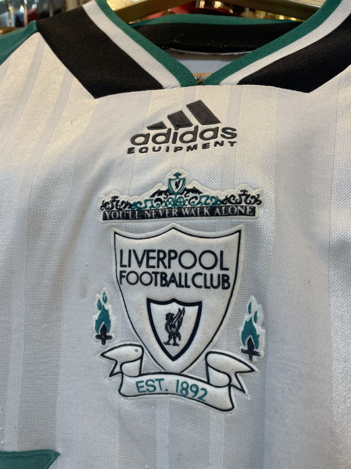 Adidas Vintage 1993-1994 Liverpool Away Kit McMANAMAN Size US L / EU 52-54 / 3 - 7 Thumbnail