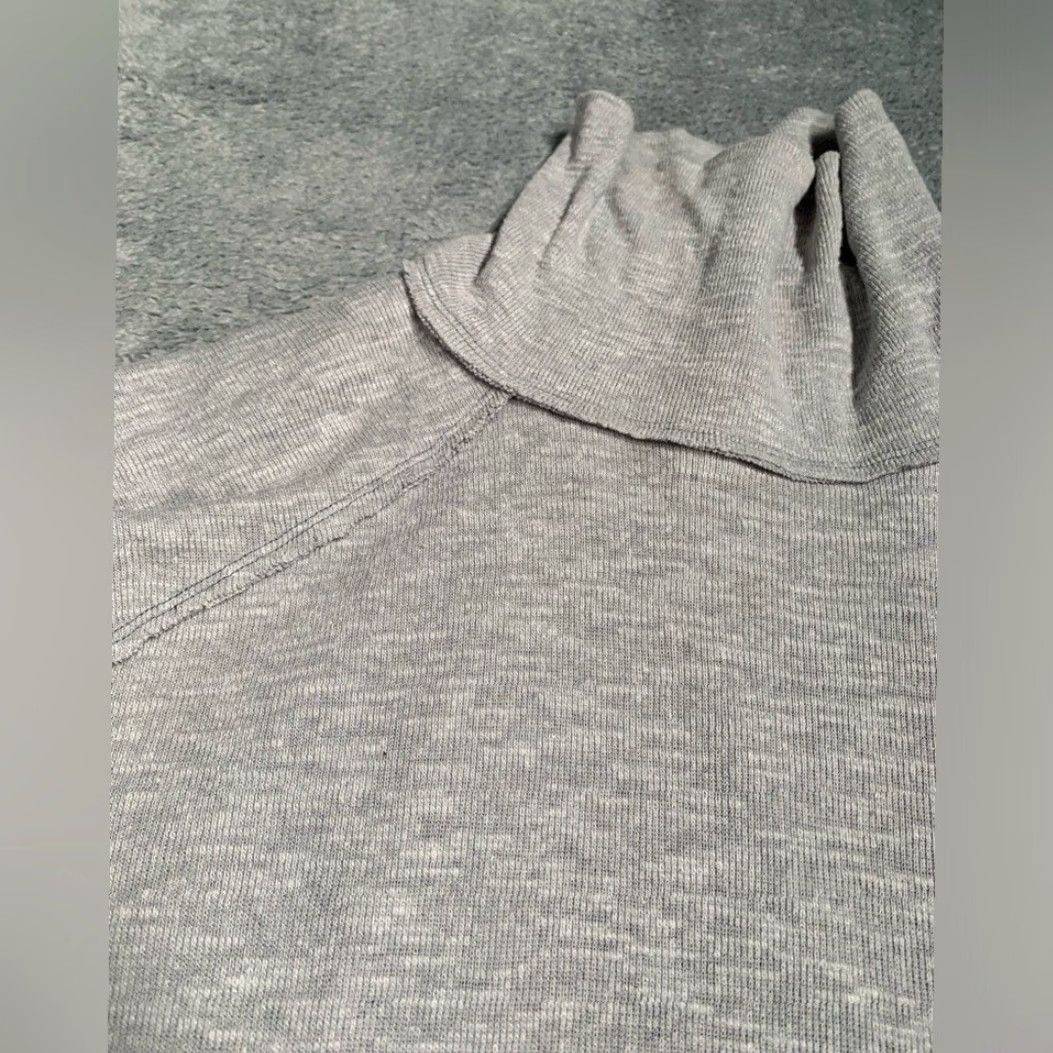 Free People Free People Gray Turtleneck Long Sleeve Split Back Medium T-Shirt Womens M Size M / US 6-8 / IT 42-44 - 3 Thumbnail
