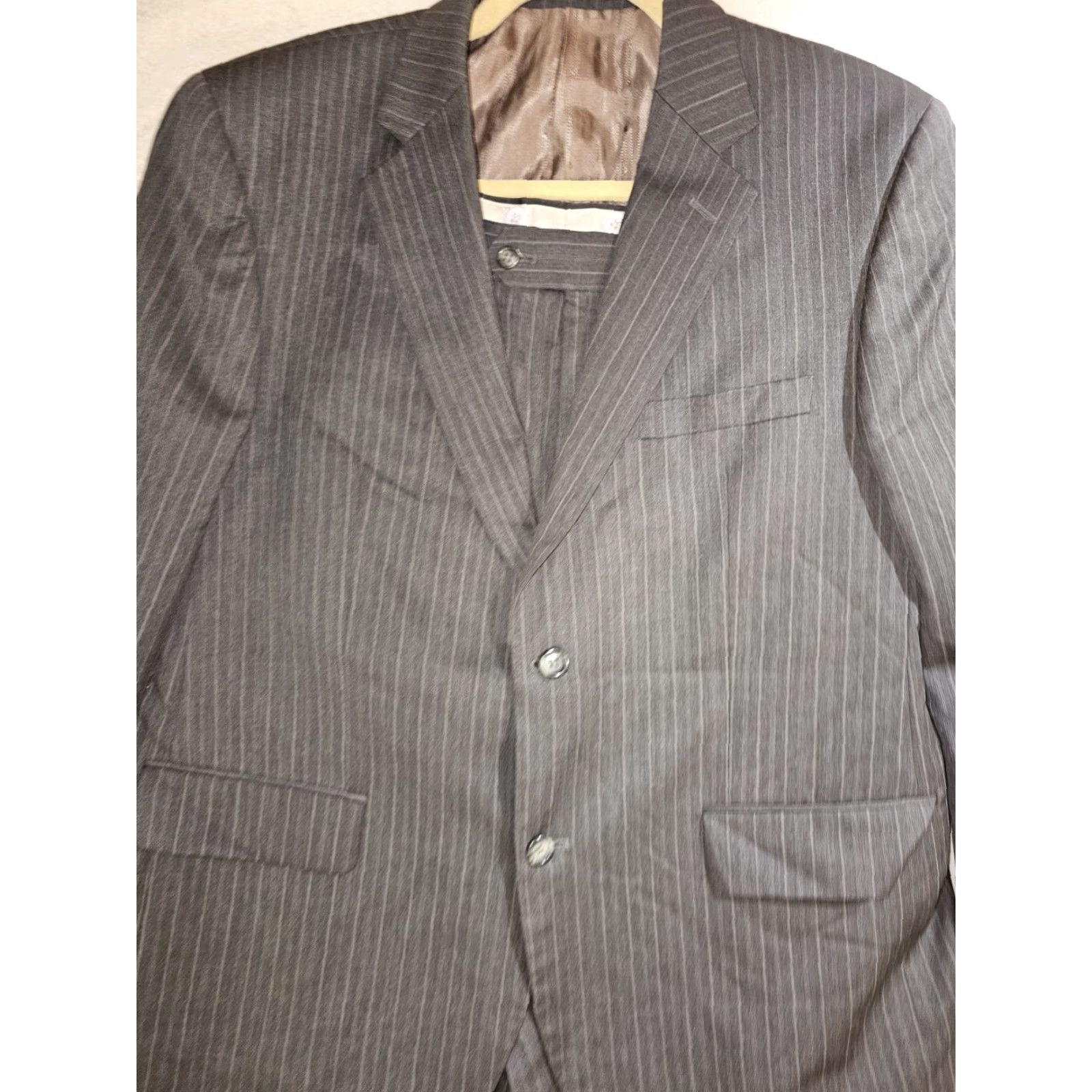 Joseph Joseph & Feiss Signature Pin Striped 100% Wool 2PC. Suit Mens Sz 42 Short 39x30 Charcoal Gray Size US 42 / EU 58 - 3 Thumbnail