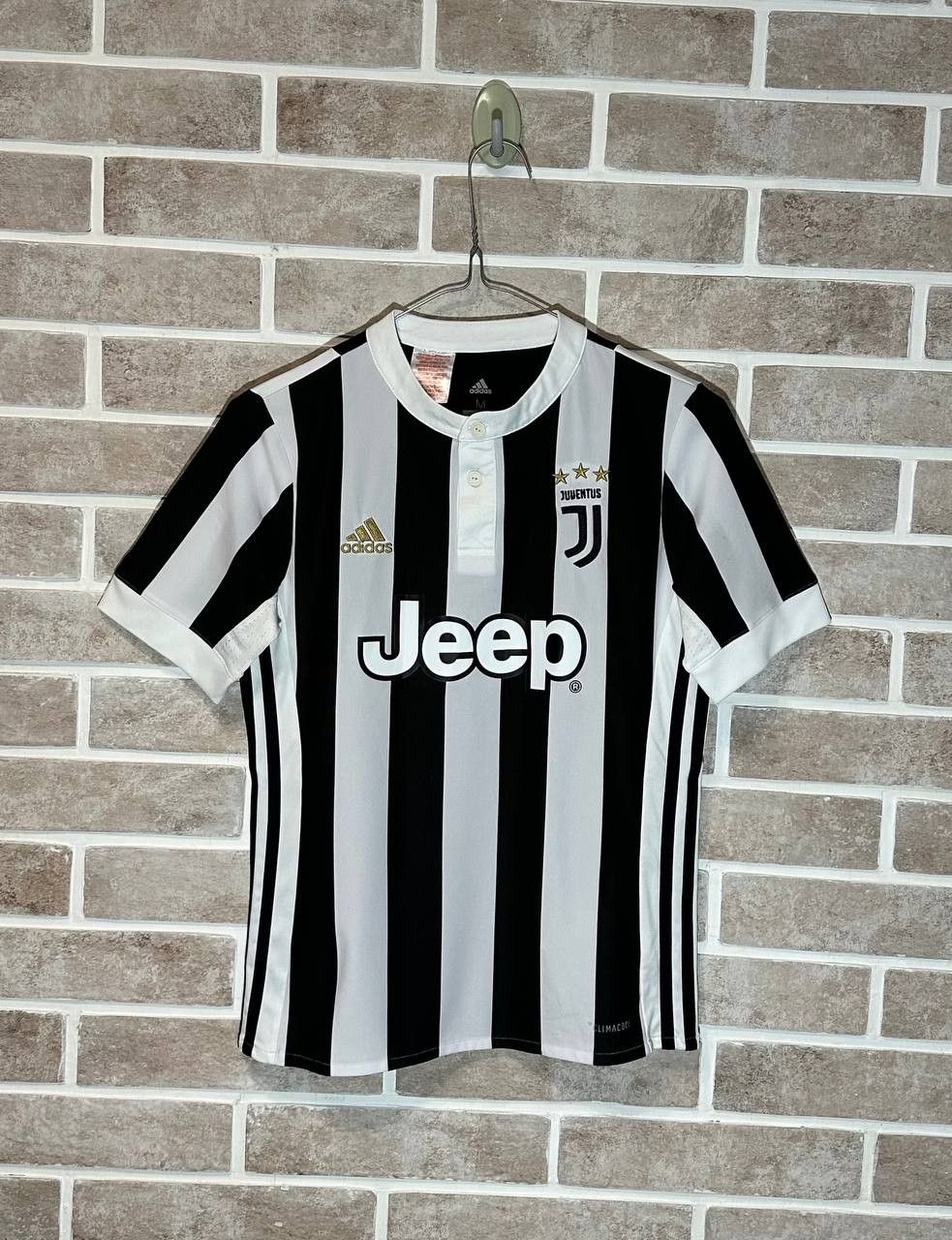 Adidas Juventus 2017-18 adidas Home football Shirt Jersey Boys Size US XXS / EU 40 - 1 Thumbnail