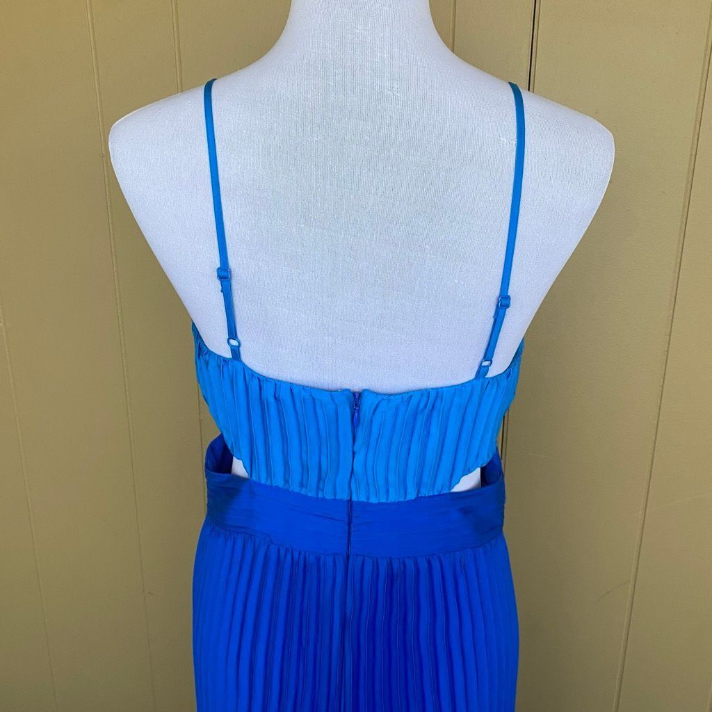 Express Express women 10 cut out spaghetti strap pleated maxi dress Size L / US 10 / IT 46 - 6 Thumbnail