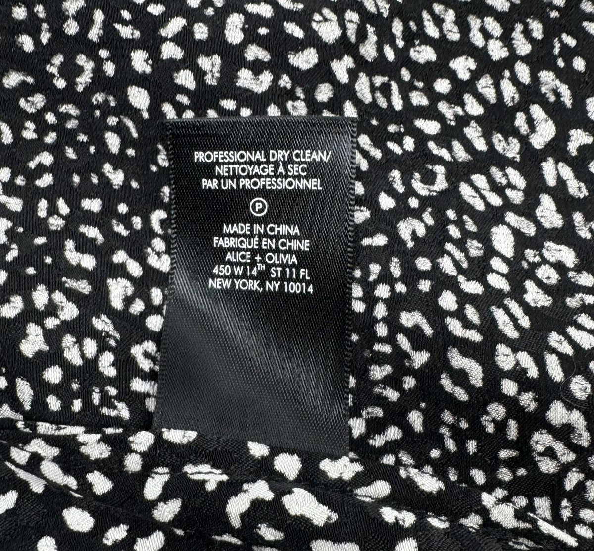 Alice + Olivia Alice + Olivia Cupro Shirt Dress Wrap Dress Belted size S Size S / US 4 / IT 40 - 14 Thumbnail