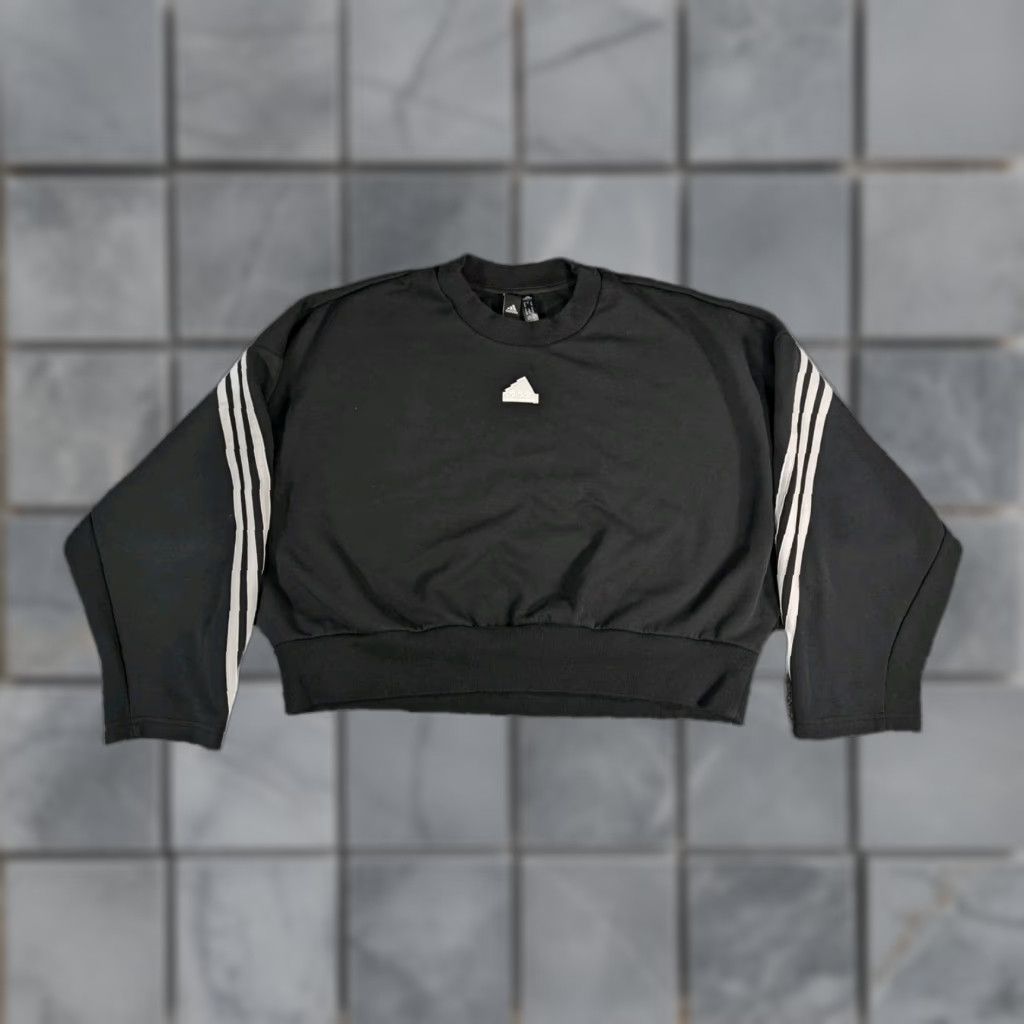 Adidas **Future Icons 3-Stripes Black Women's XL Sweatshirt** User: Future Icons 3-Stripes Black Women's XL Sweatshirt Size XL / US 12-14 / IT 48-50 - 1 Thumbnail