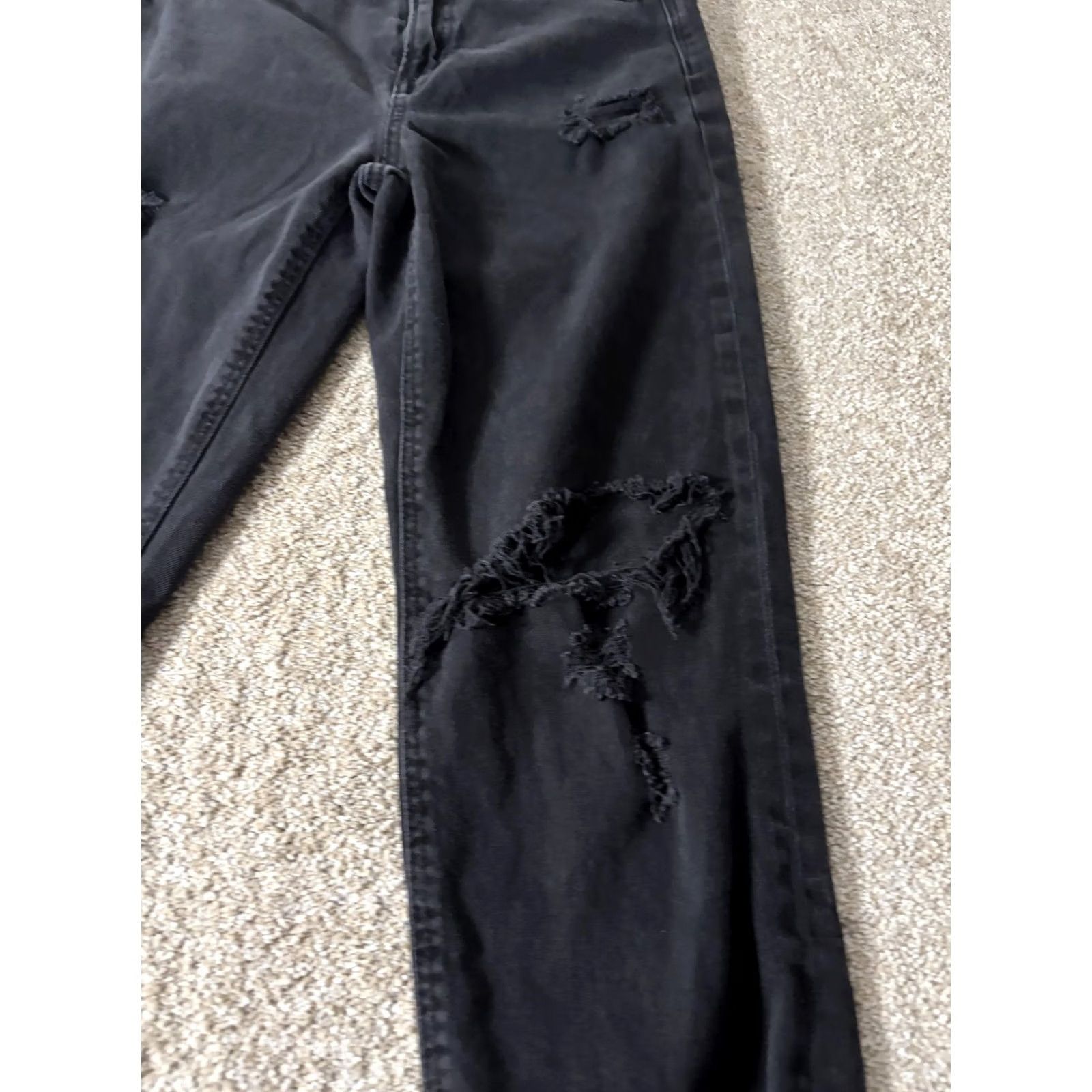 American Eagle Outfitters American Eagle Womens Jeans Mom 16 Black Charcoal High Rise Distressed 34x28 Size 38" / US 16 / IT 52 - 5 Thumbnail