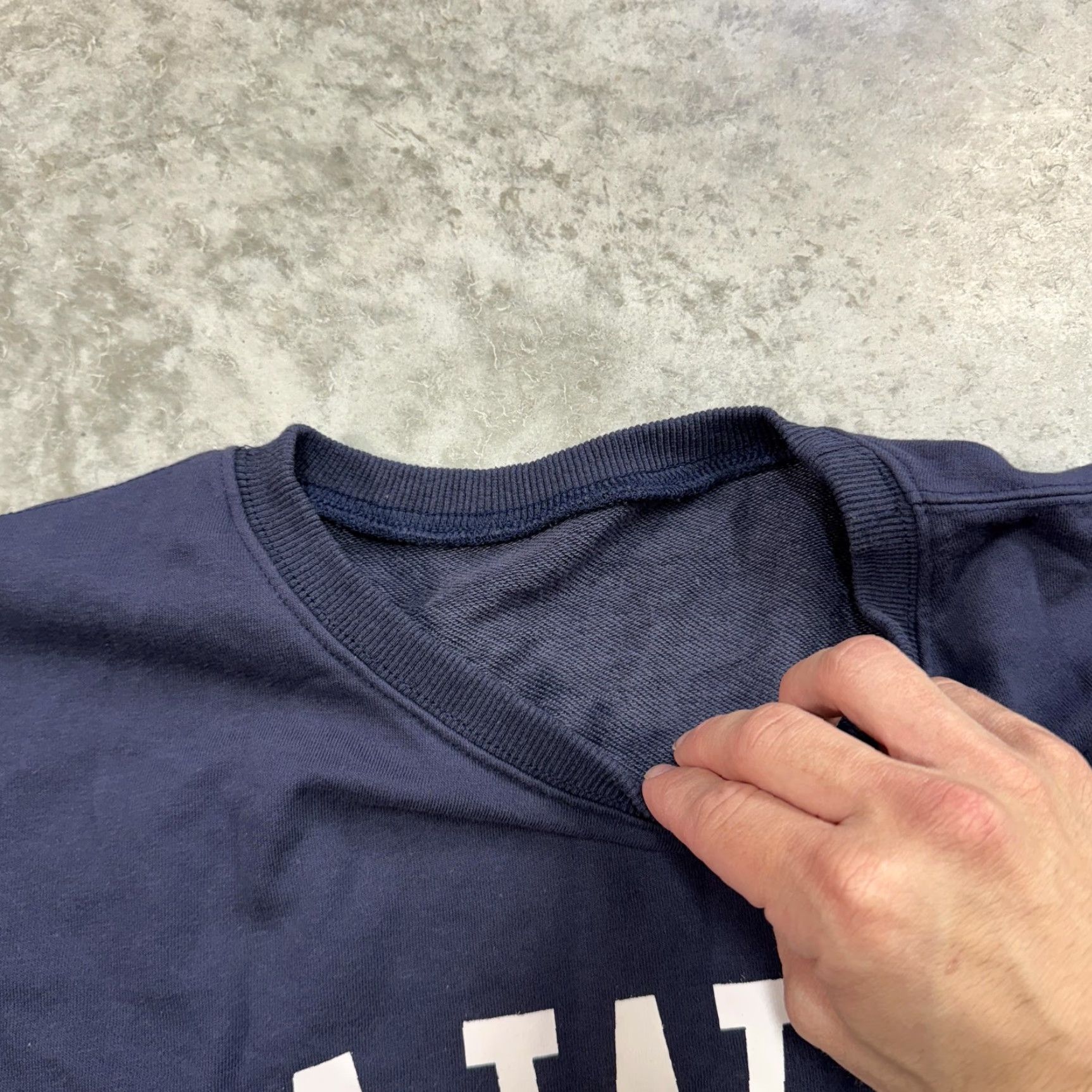 Vintage VINTAGE Hawaii Sweatshirt Mens XL Navy Blue Crewneck Pullover U.S.A. Graphic Soft Size US XL / EU 56 / 4 - 4 Thumbnail