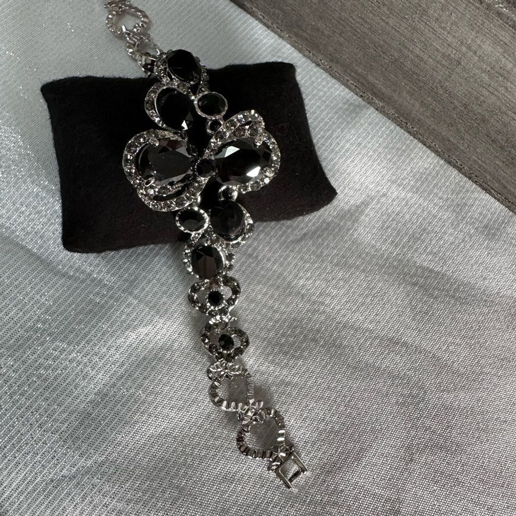 Vintage high end Silver Bracelet with black Crystals&rhinestones Size ONE SIZE - 5 Thumbnail