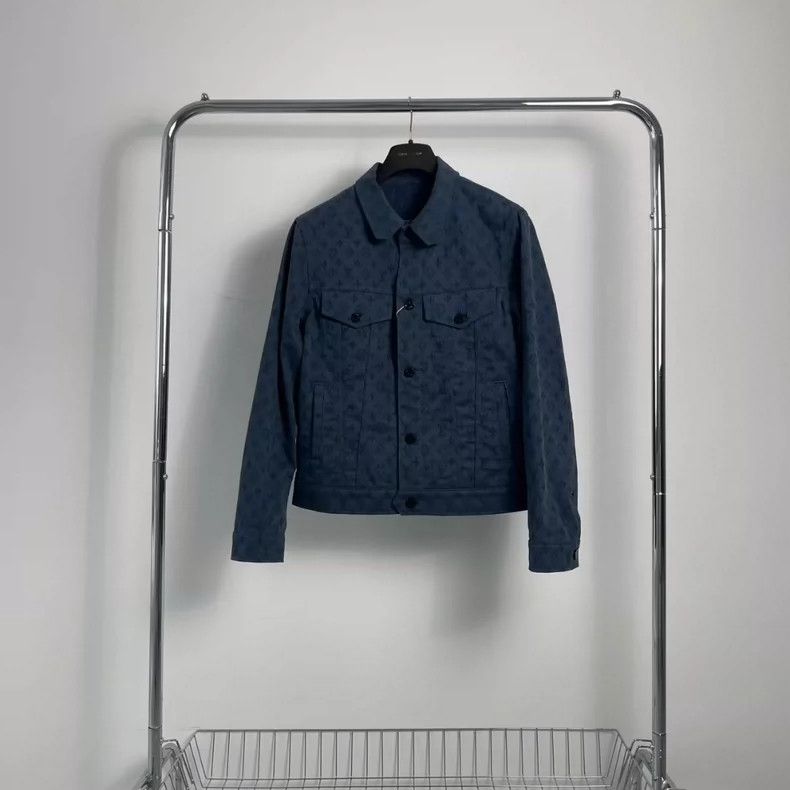 Louis Vuitton LOUIS VUITTON Blue full-print denim jacket 2504-Nextarrow Size US M / EU 48-50 / 2 - 1 Thumbnail