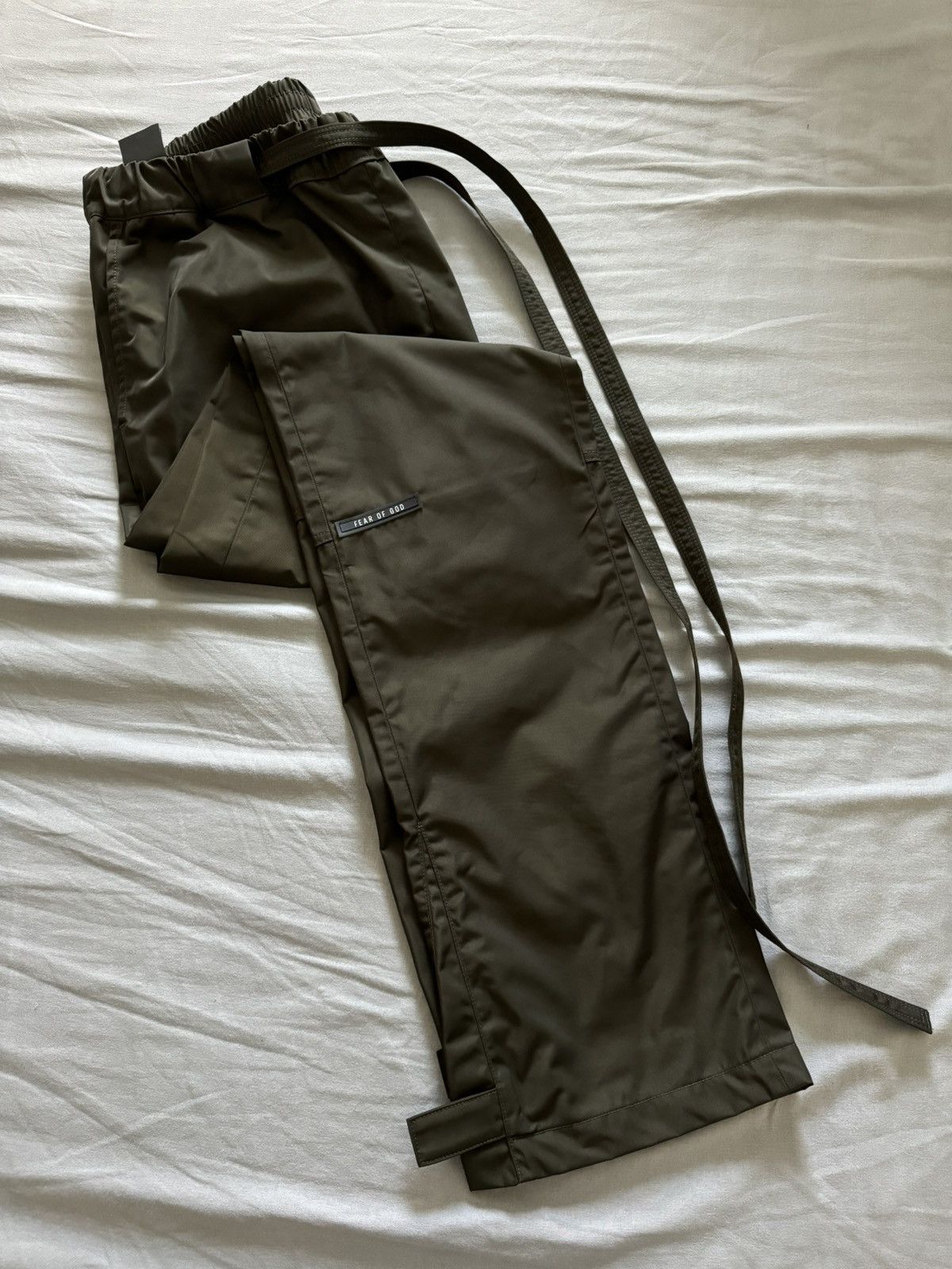 パンツ fear of god 6th nylon buggy pants Fear Of God Black 6th Collection Nylon Pant – Justin Reed