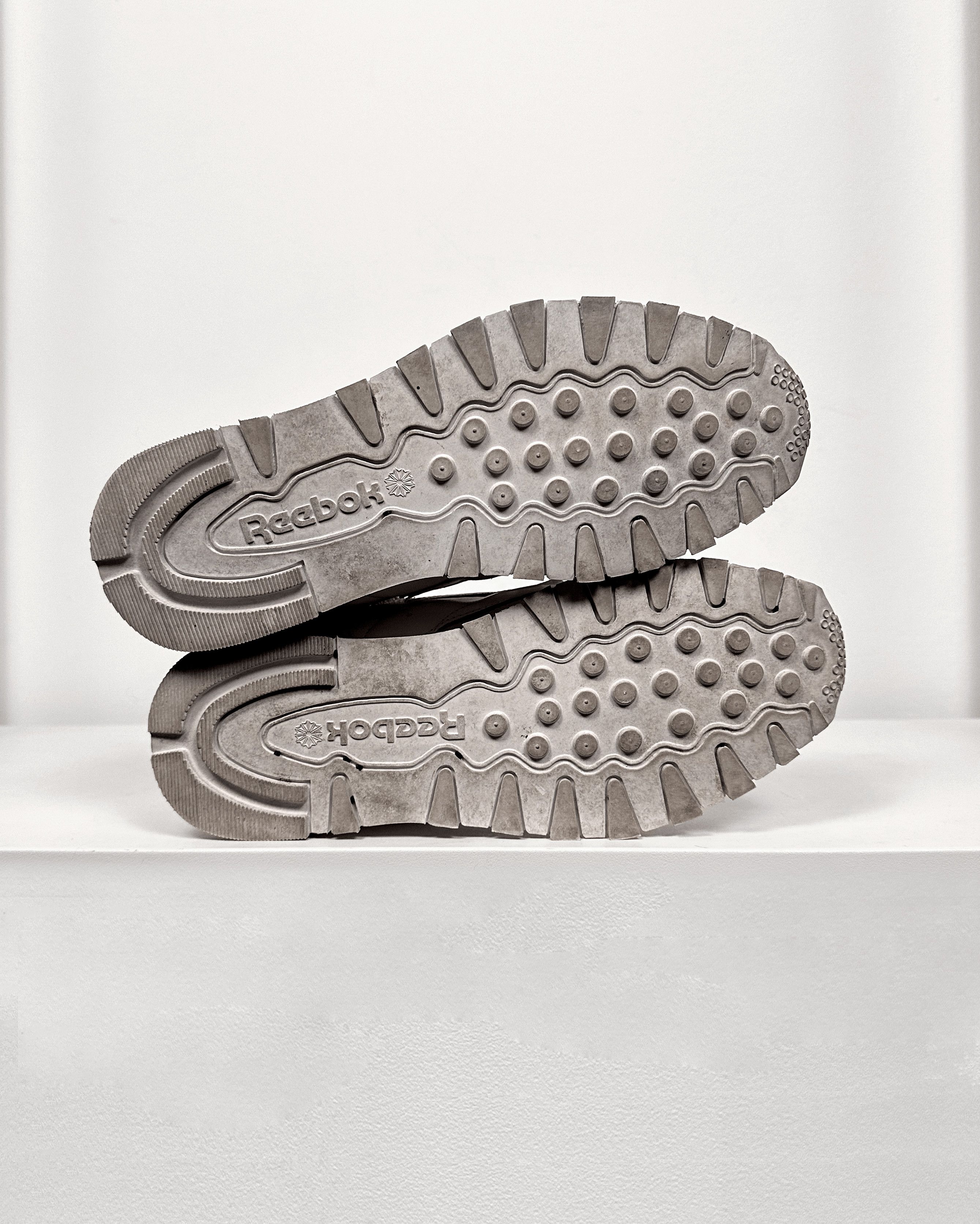 Maison Margiela × Reebok Maison Margiela X Reebok Project 0 CL Memory Of V2 Size US 8 / EU 41 - 4 Thumbnail