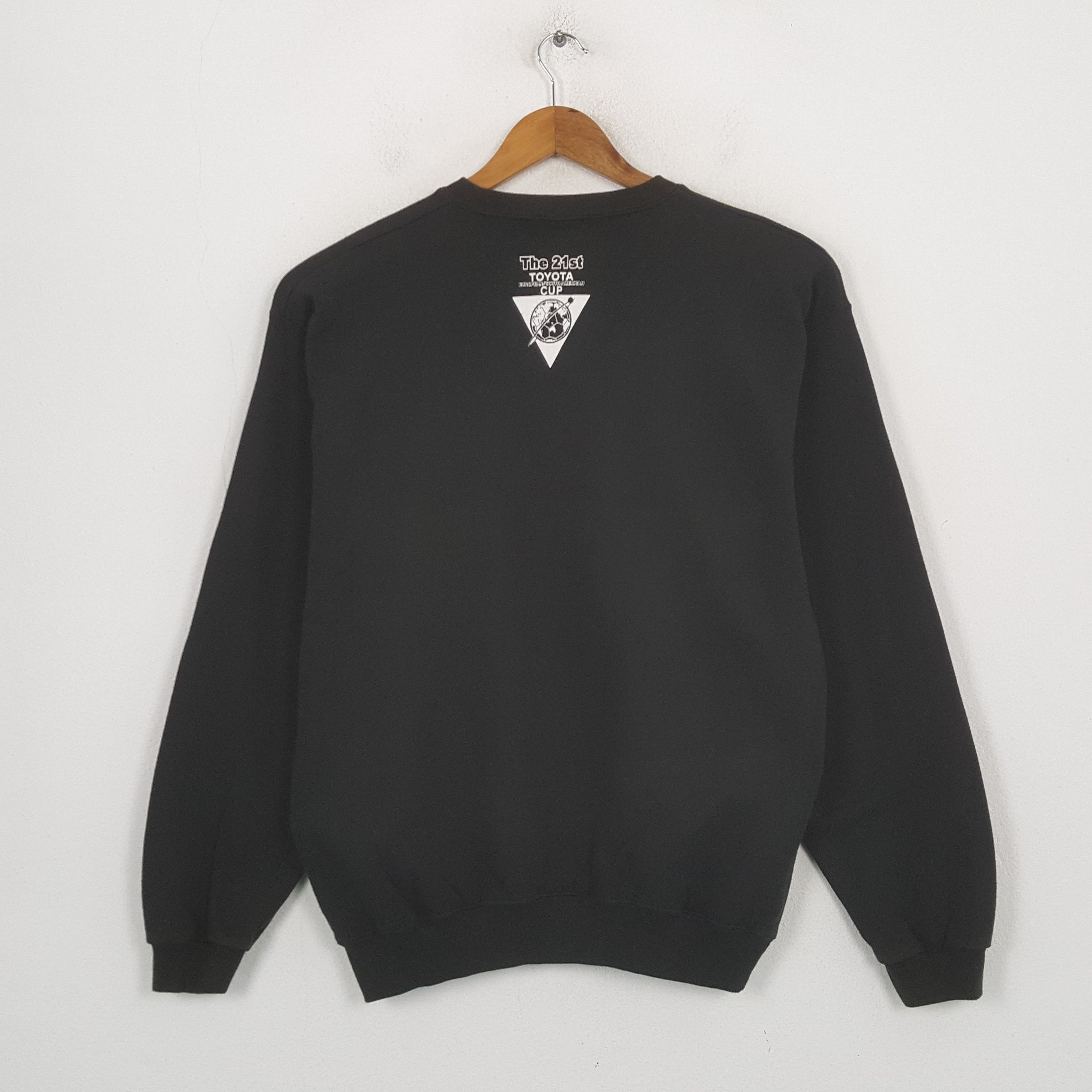 Vintage Vintage Real Madrid Vs Boca Junior Games Sweatshirt C302N6 Size US L / EU 52-54 / 3 - 3 Thumbnail