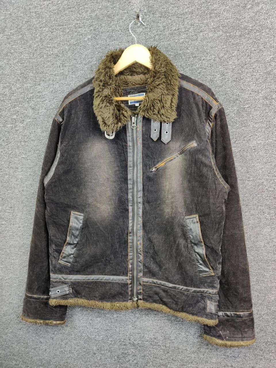 Vintage Vintage Dog House Corduroy Shearling Fur Jacket Size US L / EU 52-54 / 3 - 2 Thumbnail