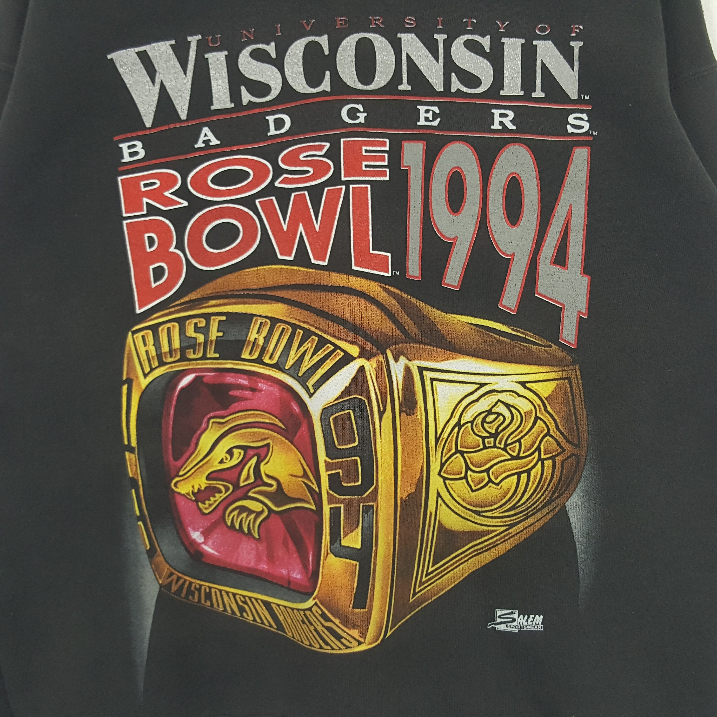 Salem Sportswear × Vintage Vintage University Of Wisconsin American Sports Sweatshirt Size US M / EU 48-50 / 2 - 2 Thumbnail
