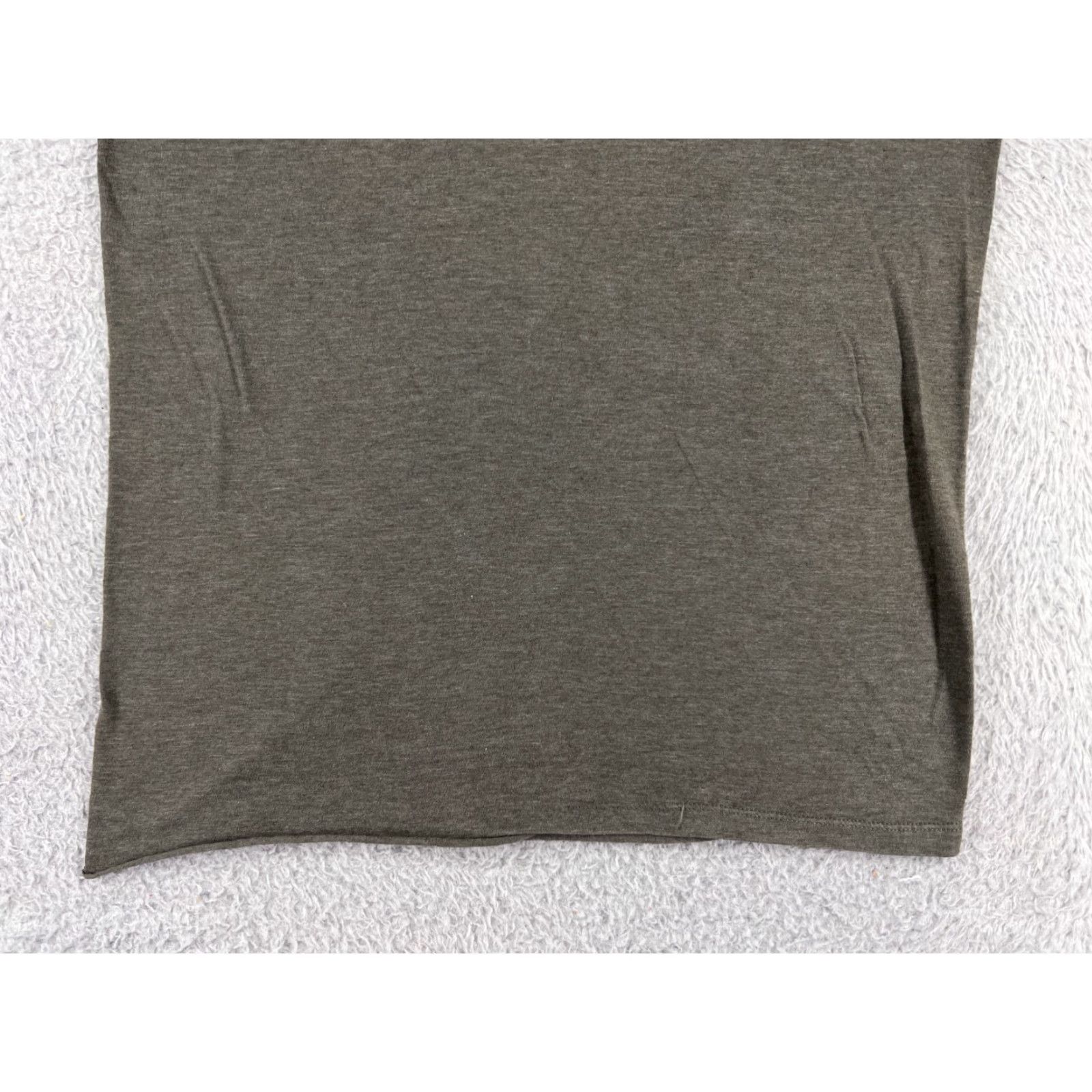 Nike Nike Mens Shirt Gray S Short Sleeve Crew Neck T-Shirt Logo Athletic Sports 90s Outdoor Retro Nike Dri-FIT Boys Mens Size US S / EU 44-46 / 1 - 6 Thumbnail