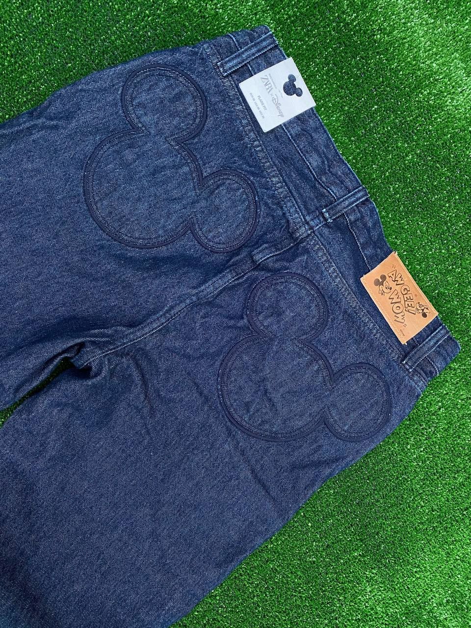 Zara Zara x Disney Mickey Mouse Flared Jeans Womens Size 27" / US 4 / IT 40 - 7 Thumbnail