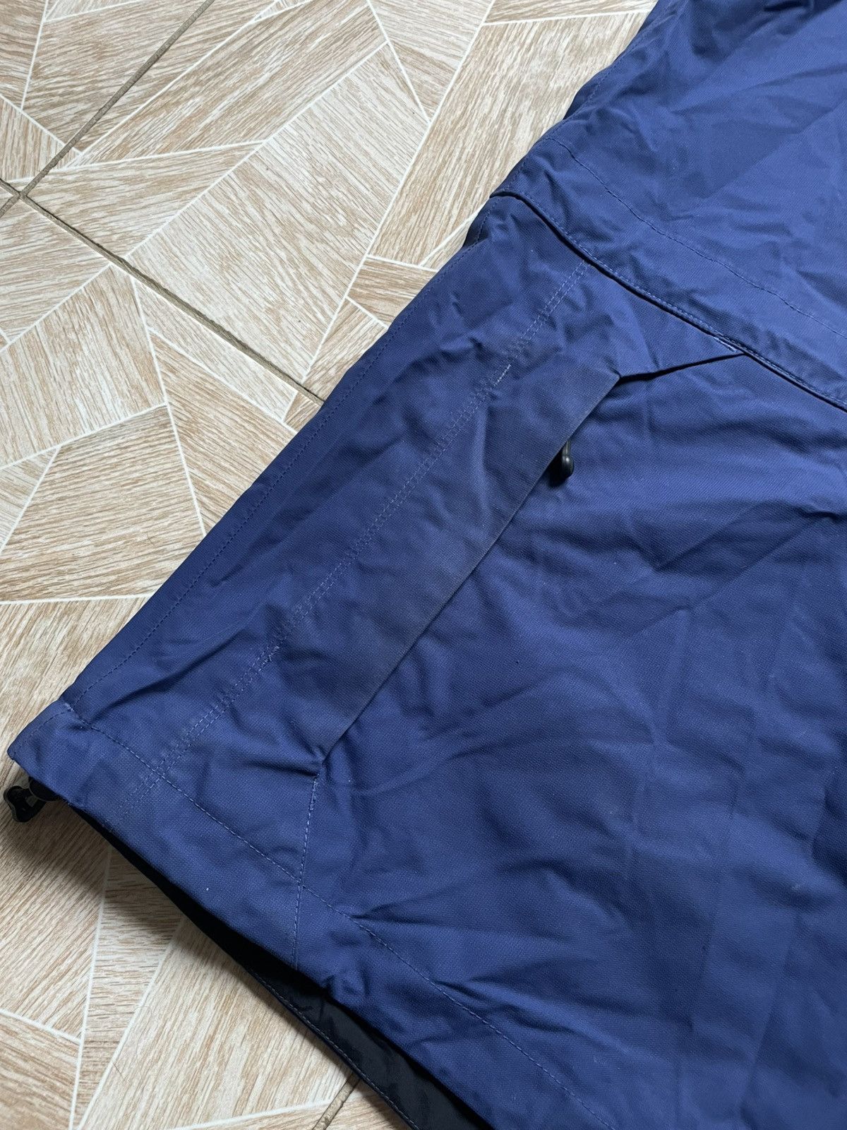 Berghaus × Vintage Berghaus AQ2 Rain Men's XL Waterproof Hooded Nylon Jacket Size US XL / EU 56 / 4 - 4 Thumbnail