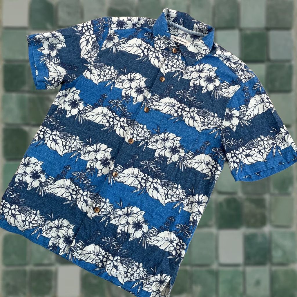 Tommy Bahama Tommy Bahama Island Zone Shirt Men Small Blue Floral Hawaiian Short Sleeve Size US S / EU 44-46 / 1 - 1 Thumbnail