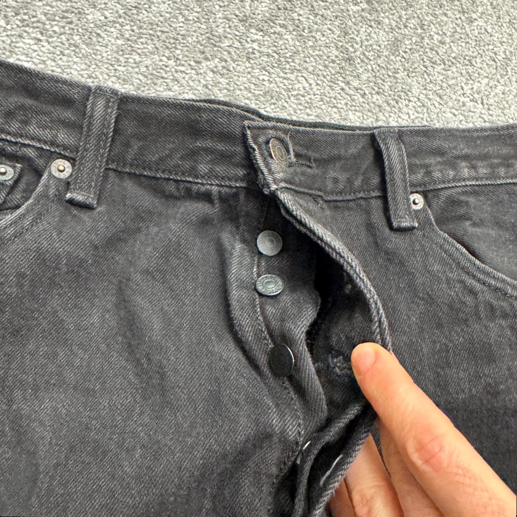 Levi's Levi's 501 Straight Jeans Mens 38x30 Black Cotton Denim Button Fly Casual Streetwear Regular 5-Pocket Size US 38 / EU 54 - 3 Thumbnail