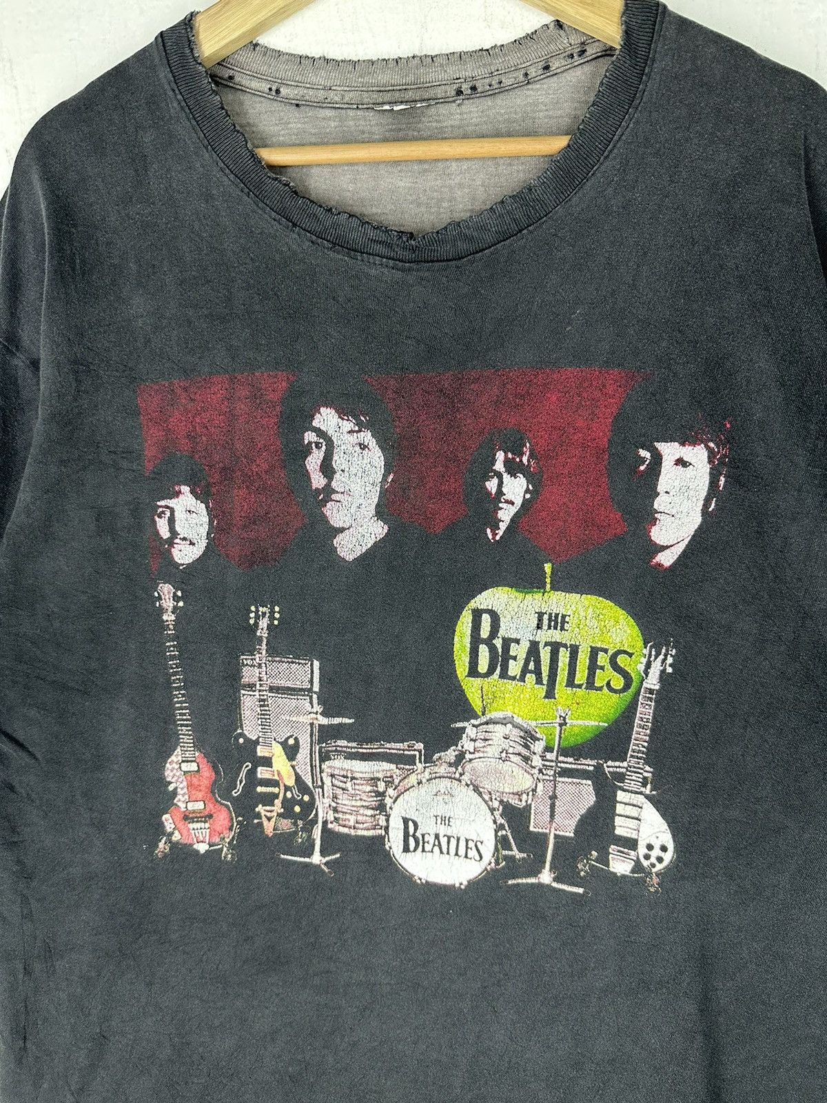 Band Tees Thrashed Vintage The Beatles Sun Faded Shirt Tee Size US L / EU 52-54 / 3 - 3 Thumbnail
