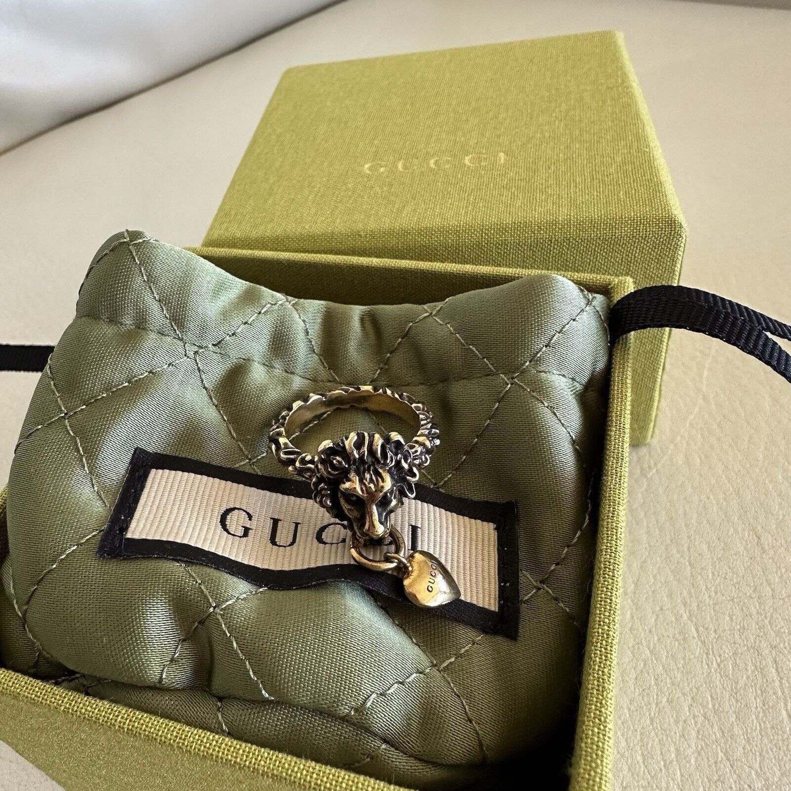 Gucci NEW Gucci Ring Lion Head Heart Gold Tone Metal Sz S Size ONE SIZE - 3 Thumbnail