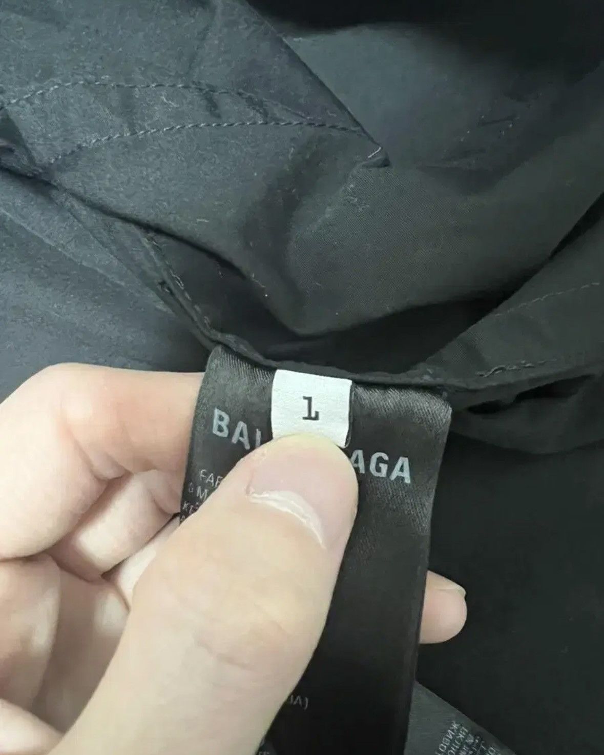 Balenciaga Balenciaga Graffiti Shirts Blk Size US S / EU 44-46 / 1 - 5 Thumbnail