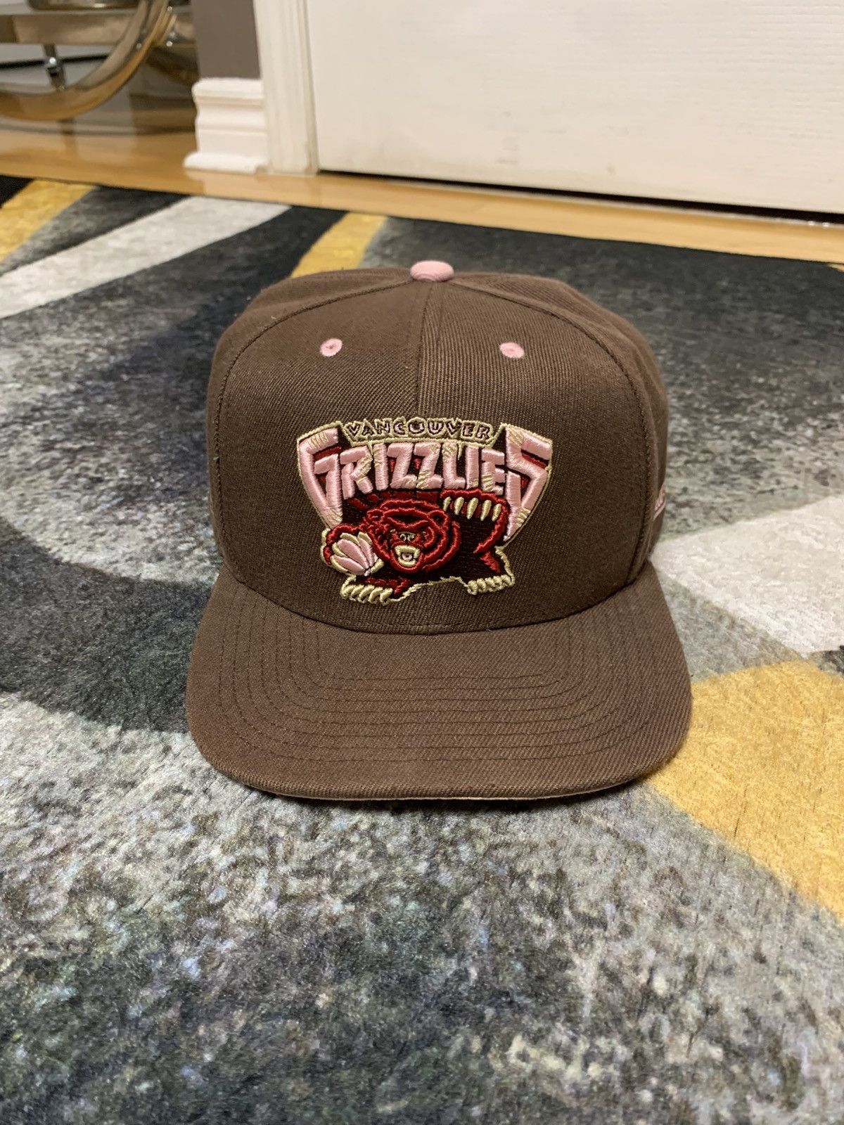 NBA Vancouver Grizzlies Hat Fitted NBA Basketball Mitchell Ness Size ONE SIZE - 1 Thumbnail