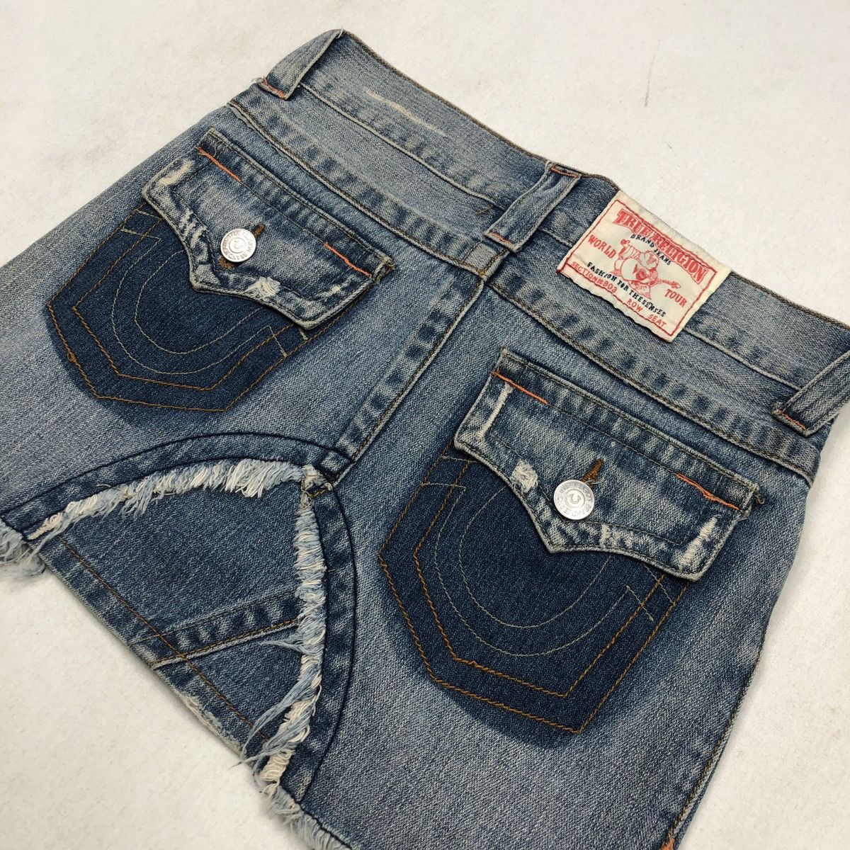 True Religion True Religion Denim Mini Skirt Size 30" / US 8 / IT 44 - 3 Thumbnail