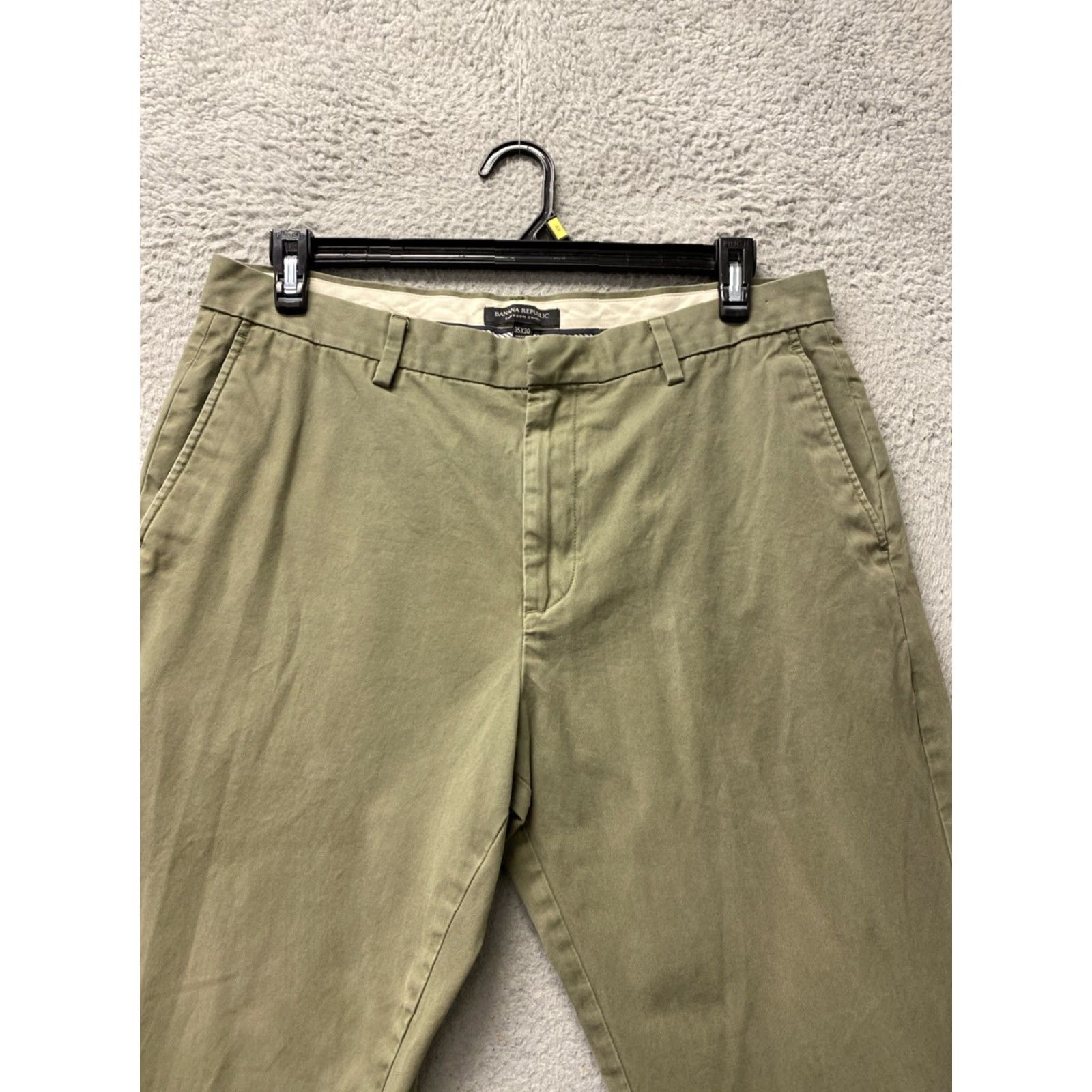 Banana Republic Banana Republic Men's Chino Pants Emerson Slim Flat Front 35x30 Green / Light Green Casual Tapered Pocketed Regular Mens Size US 35 - 2 Thumbnail