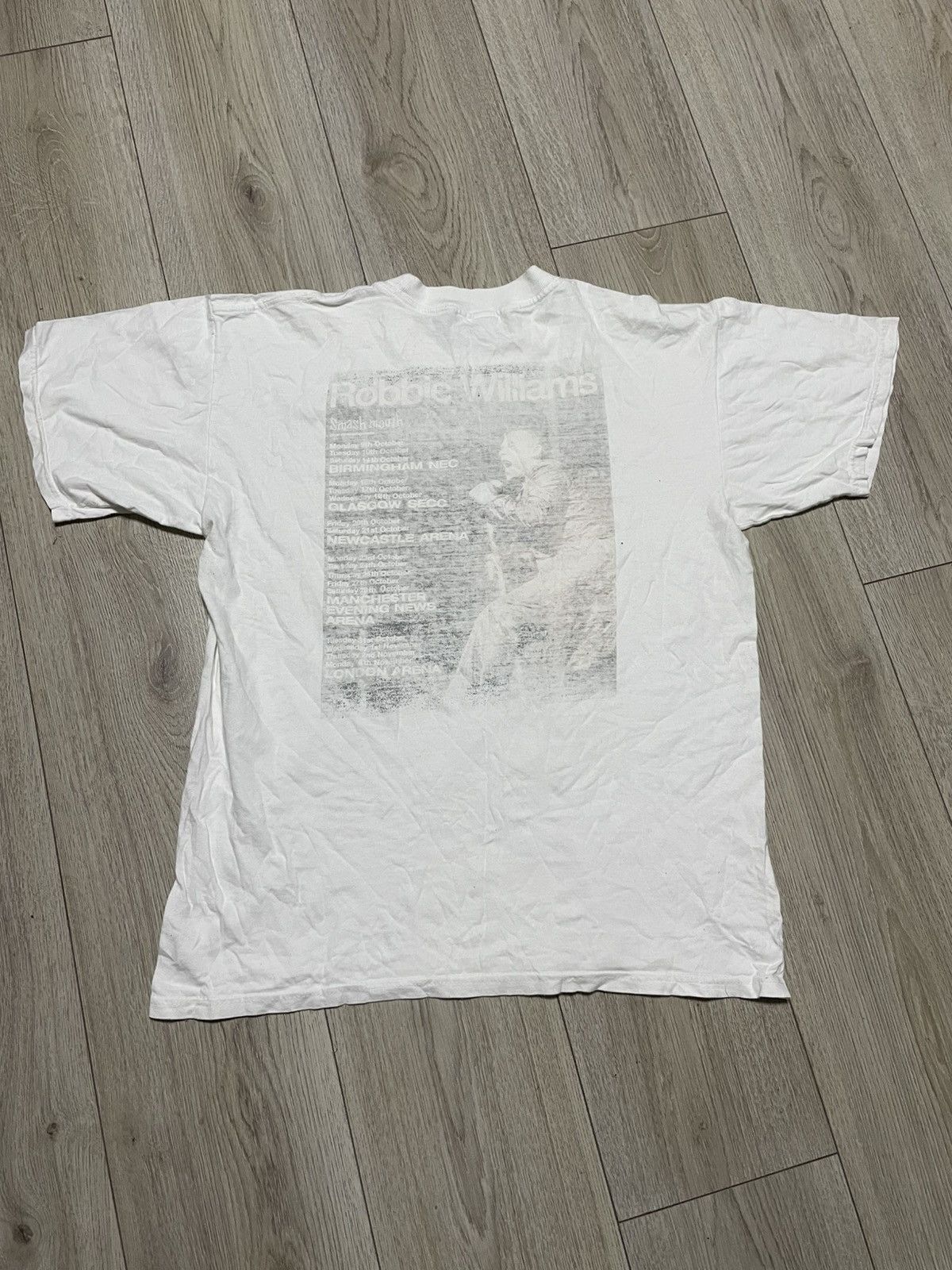 Band Tees × Vintage Vintage 2000 Robbie Williams Smash Mouth Tour T Shirt UK Tee Size US L / EU 52-54 / 3 - 4 Thumbnail